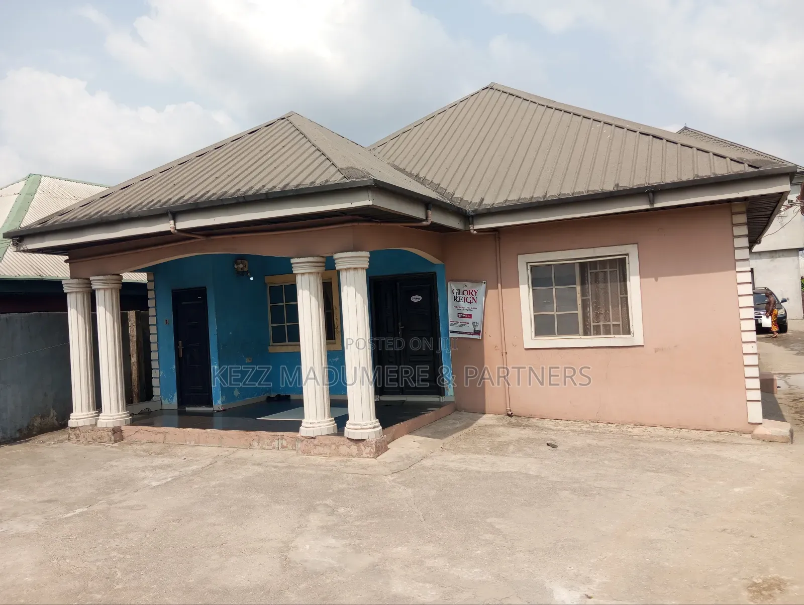 3bdrm Bungalow in Off Road 1, Freedom, Port-Harcourt for sale