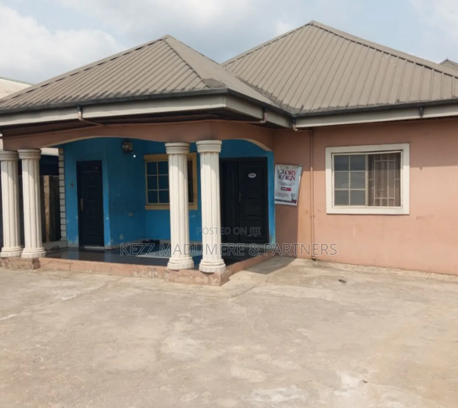 3bdrm Bungalow in Off Road 1, Freedom, Port-Harcourt for sale
