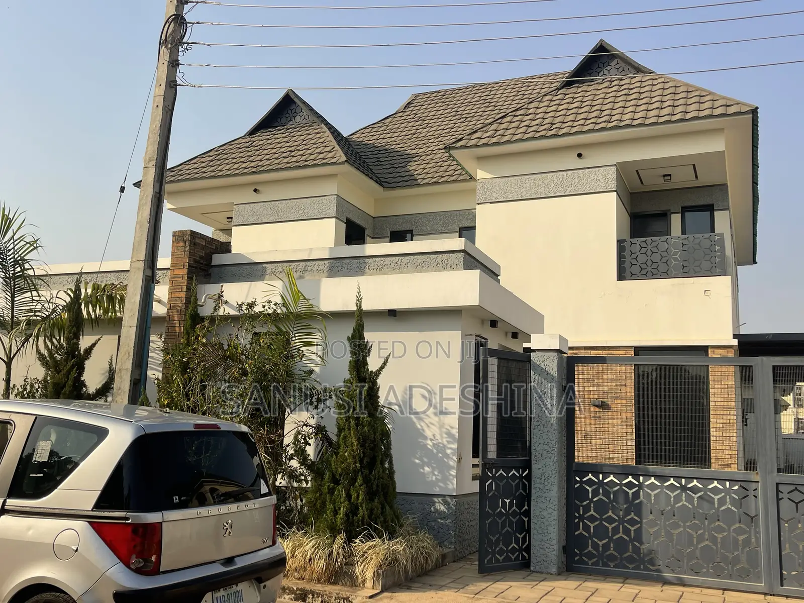 4bdrm Duplex in Life Camp Abuja for sale