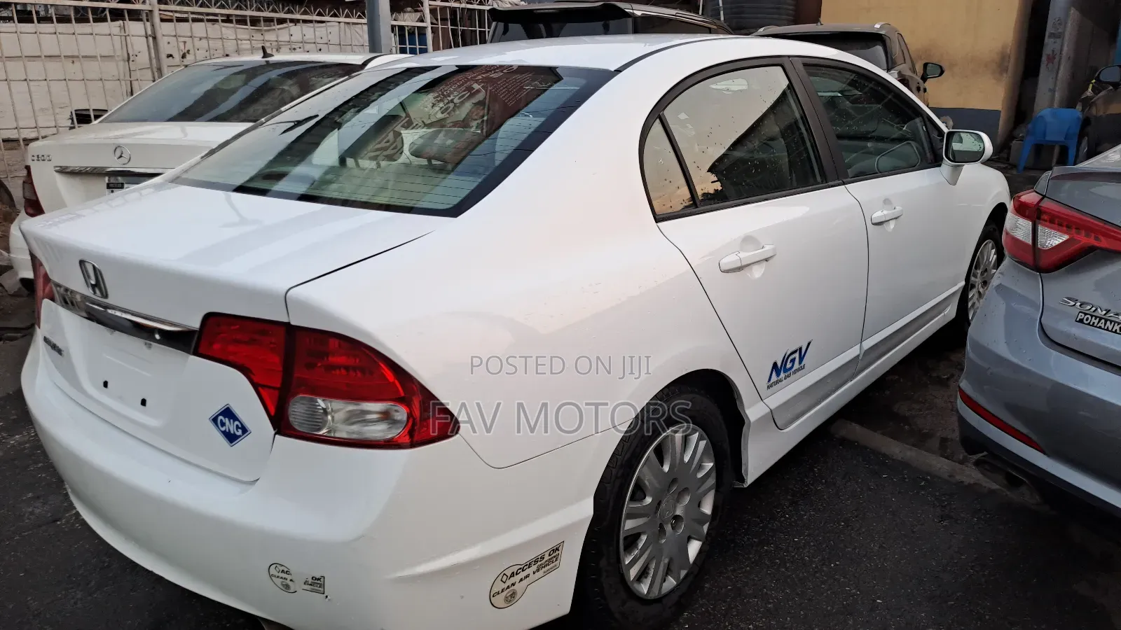 Honda Civic 2011 White