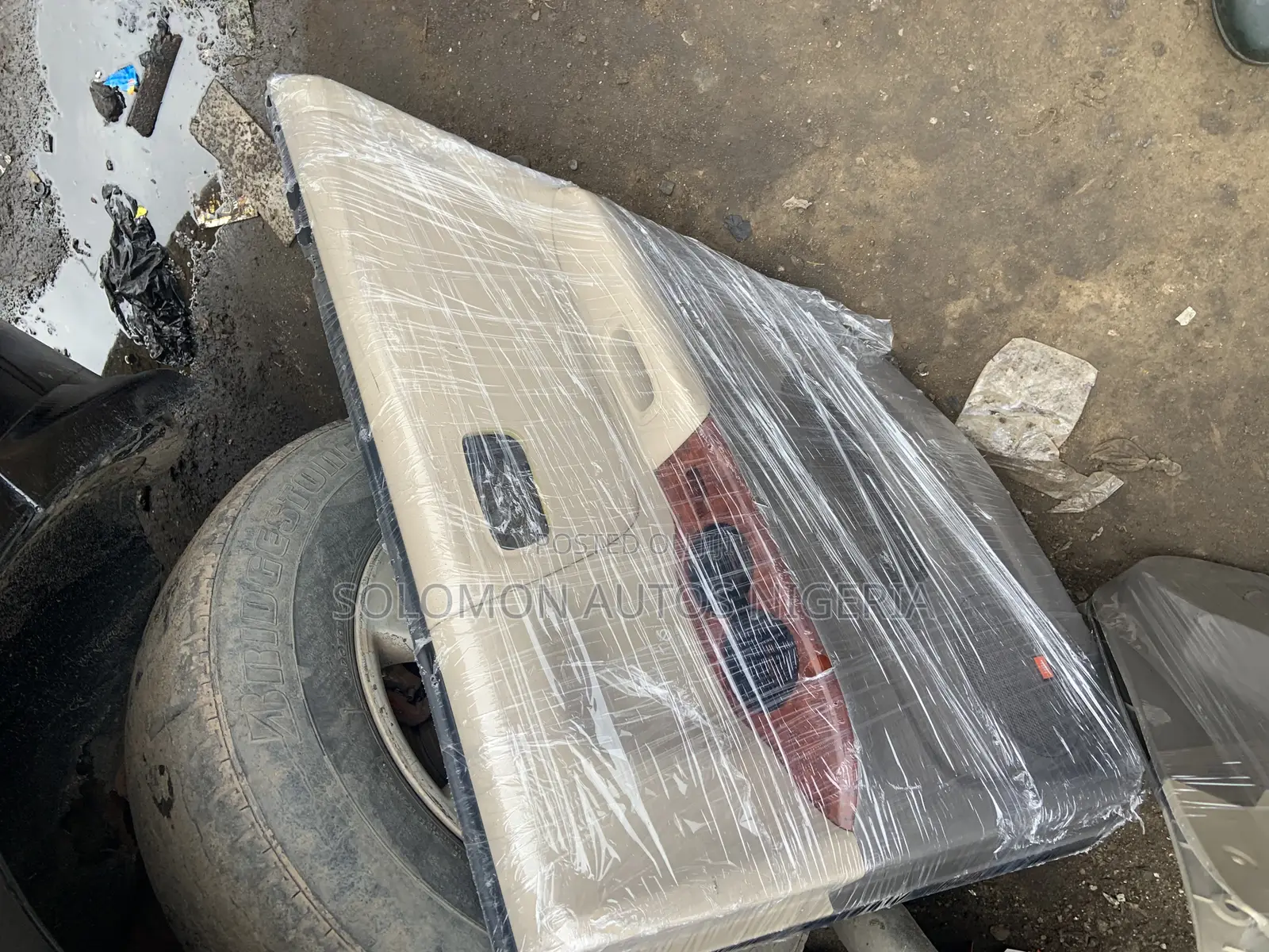 Complete Door Panels Toyota Highlander 2006 Model