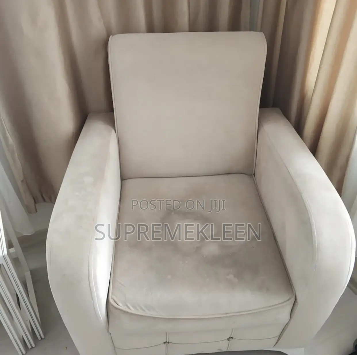 We Keep Your Upholstery(Sofa) Clean and Tidy