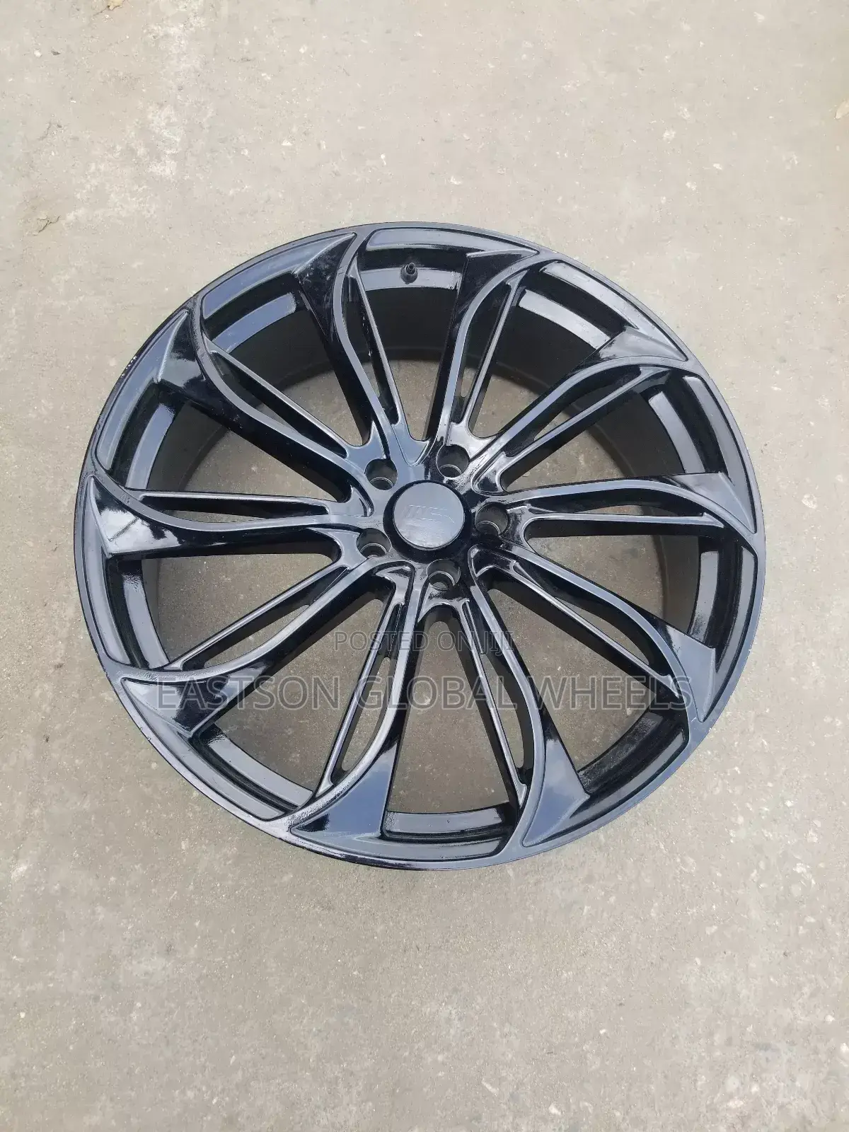 22 Inches Alloyed Rim Audi And Other Normal Hub