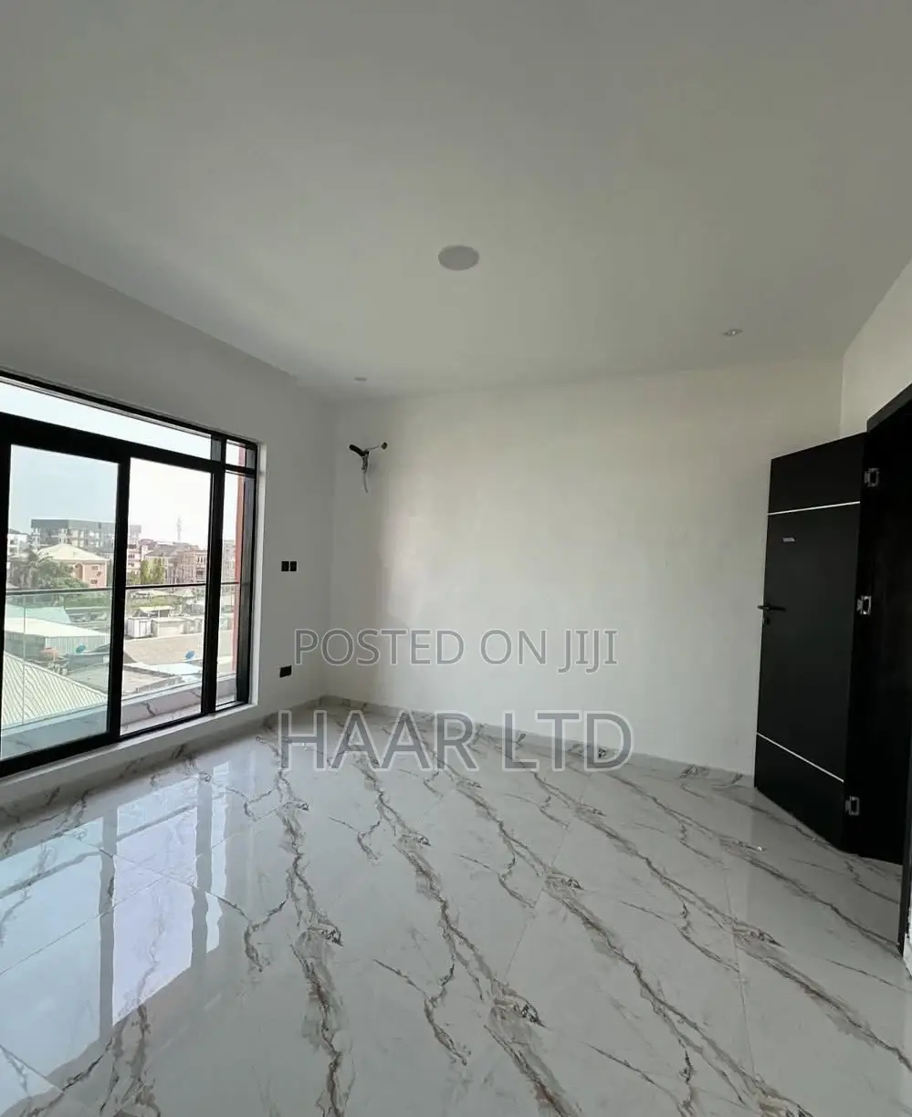 3bdrm Townhouse / Terrace in Ikate for rent