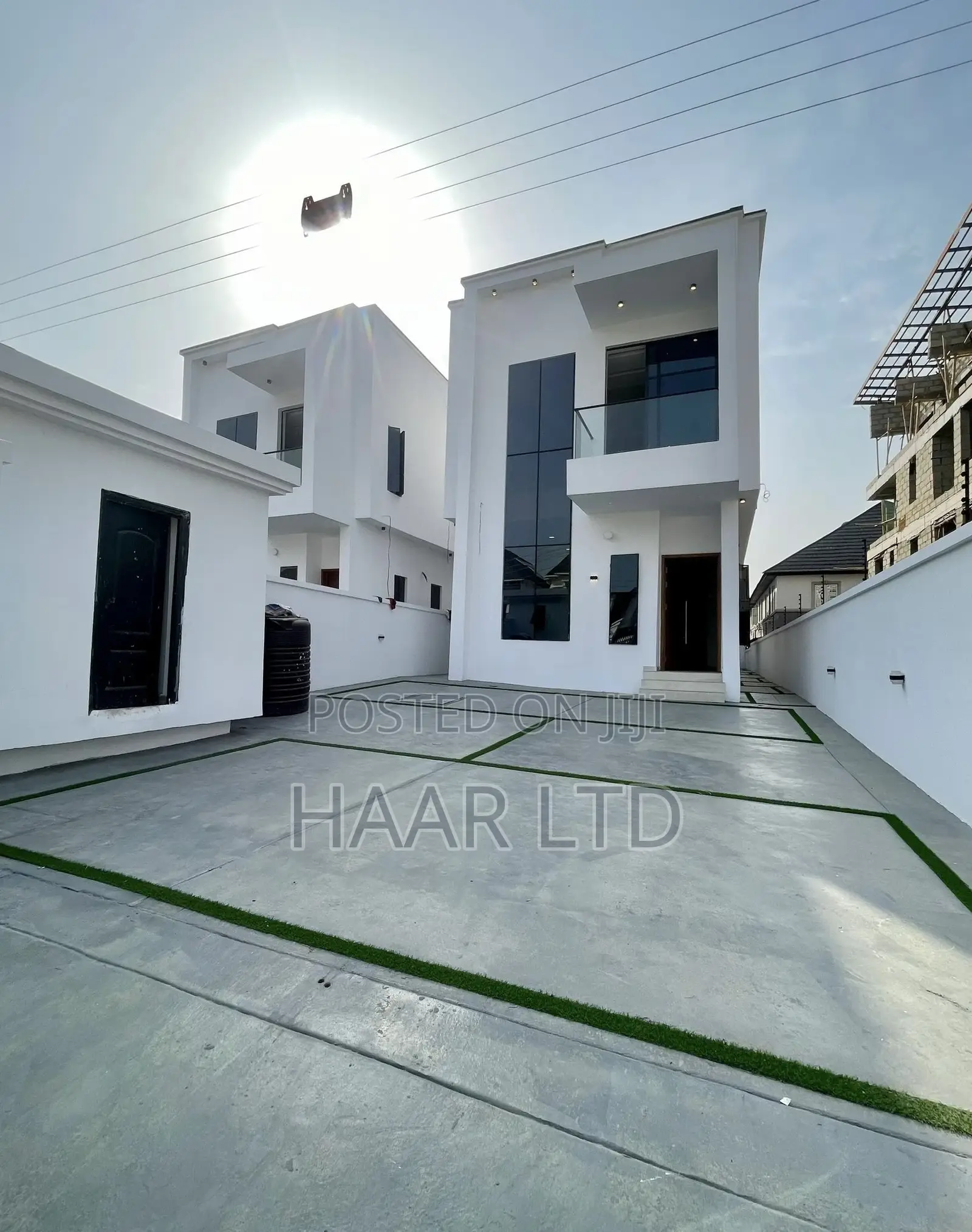 5bdrm Duplex in Osapa london for sale