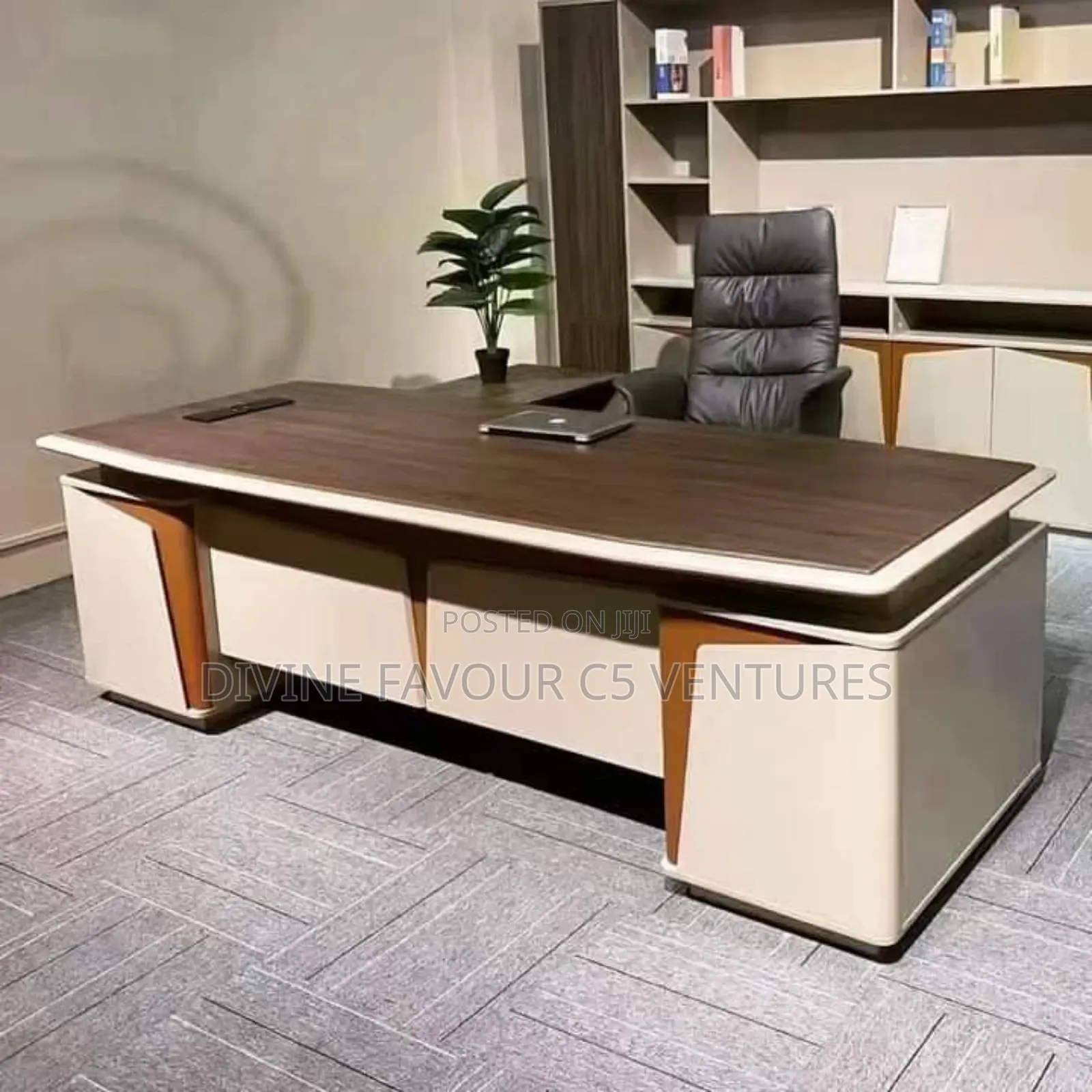 2 Meter Office Desk With Extension
Price: 820,000