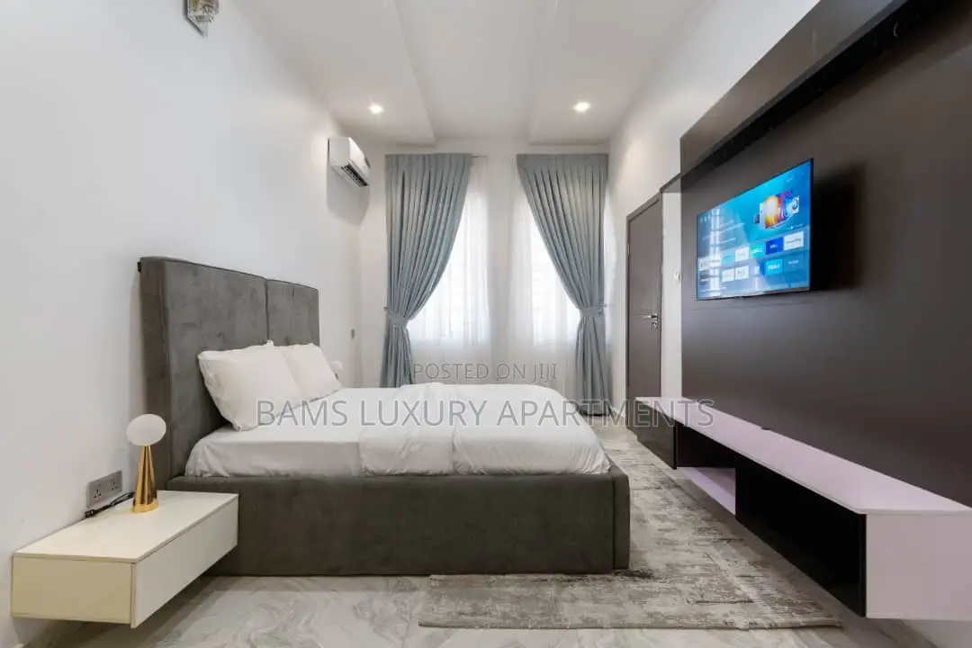 Executive Apartment With Ps5