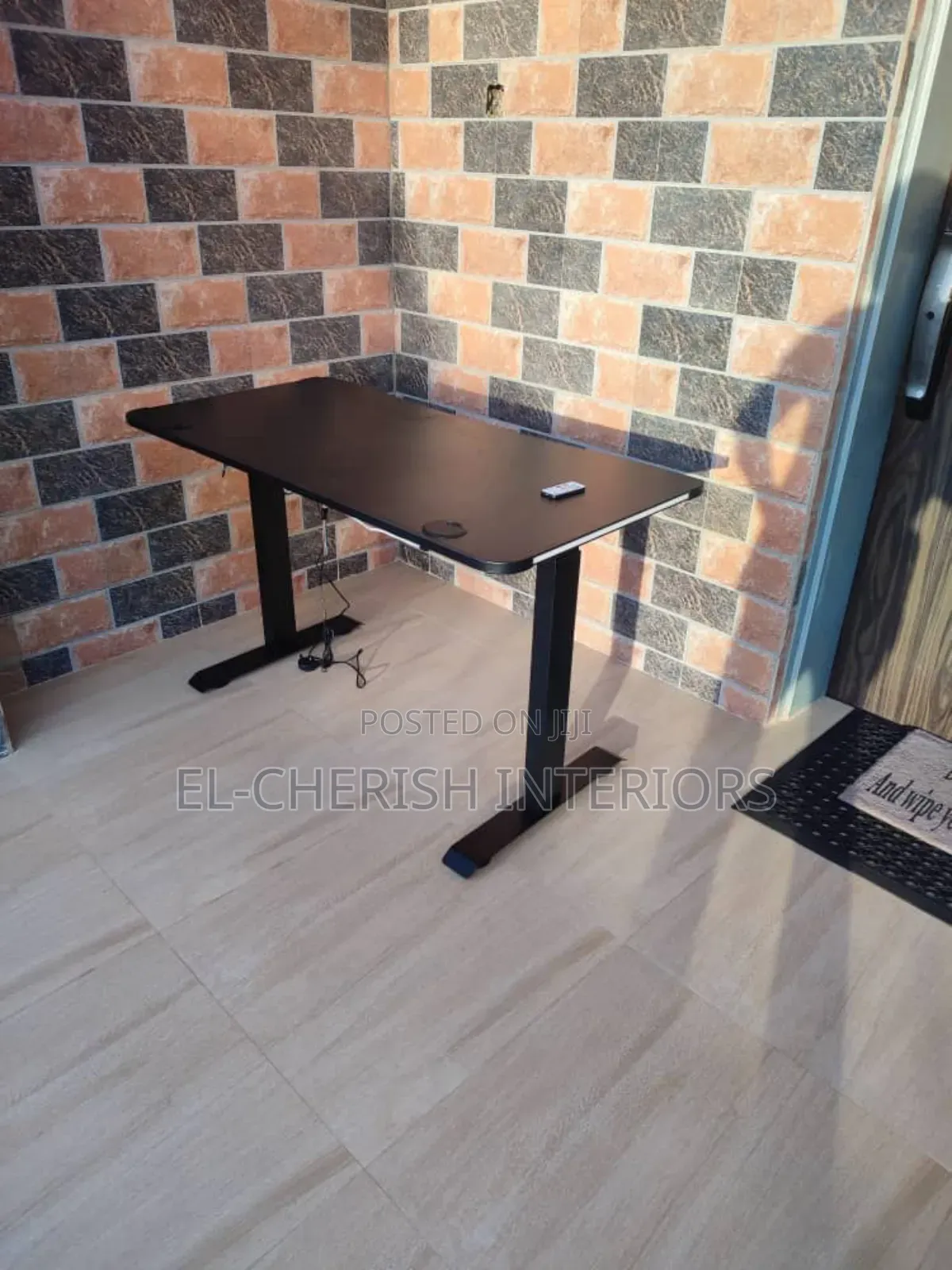 Supper Class Electric Workstation Table