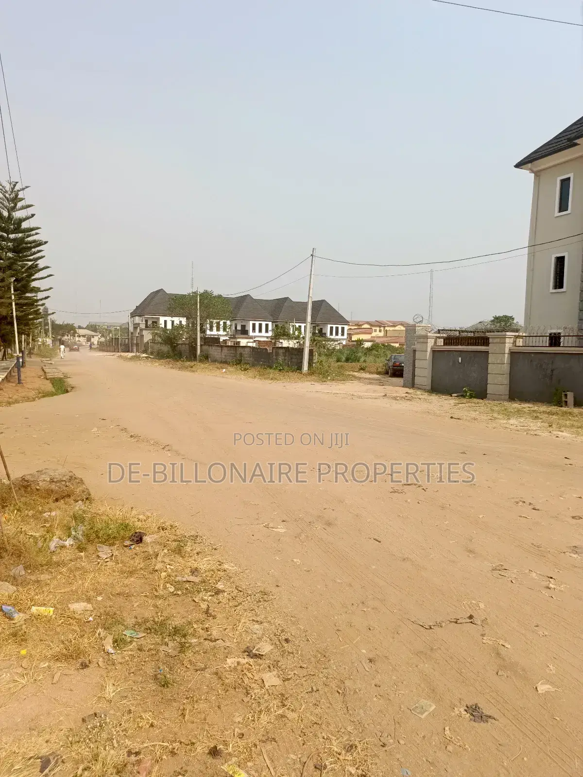 3bdrm Block of Flats in New Owerri for sale