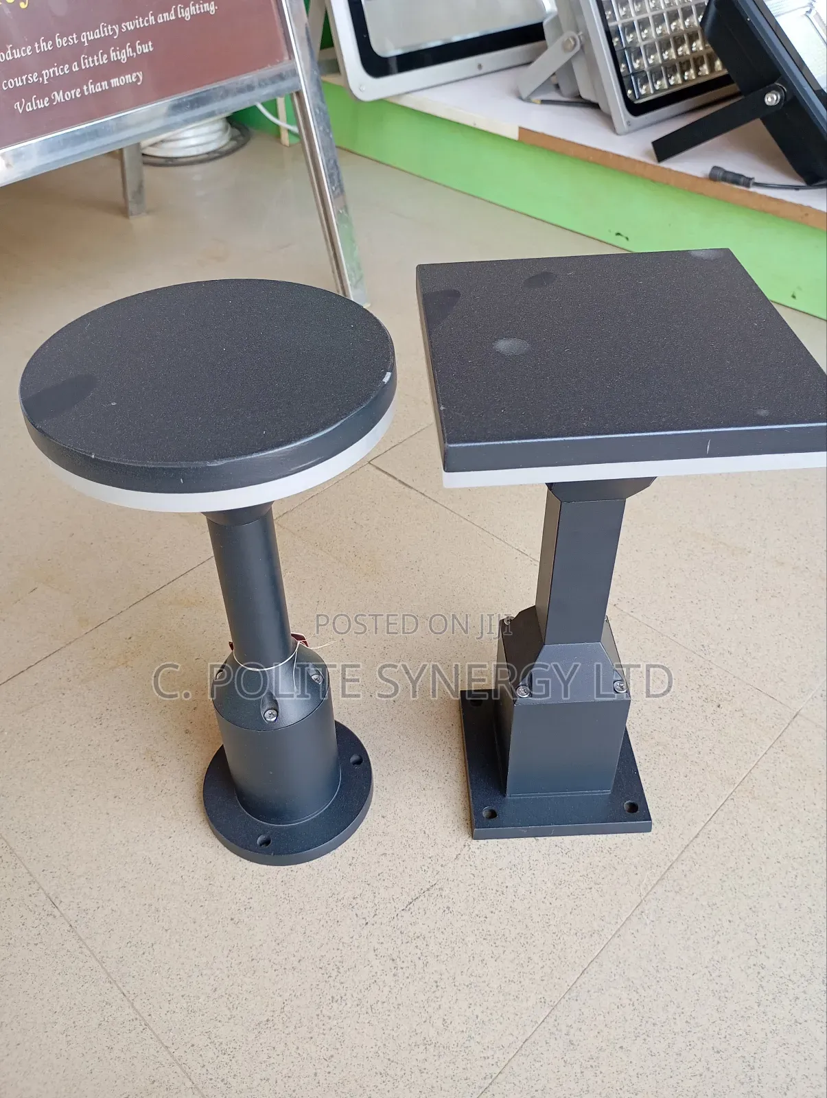Short Length Garden Light
