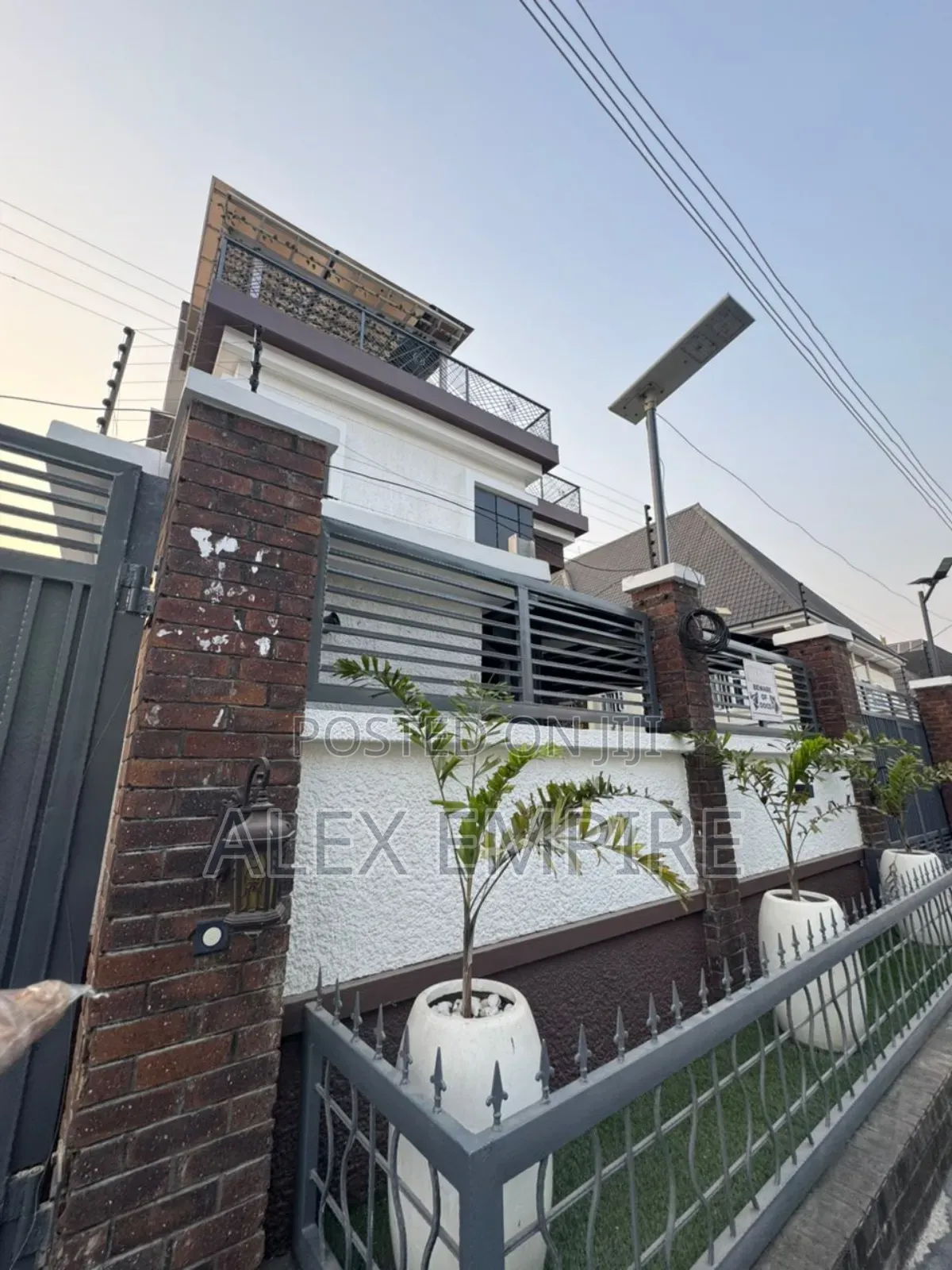 4bdrm Duplex in Ago Palace for rent