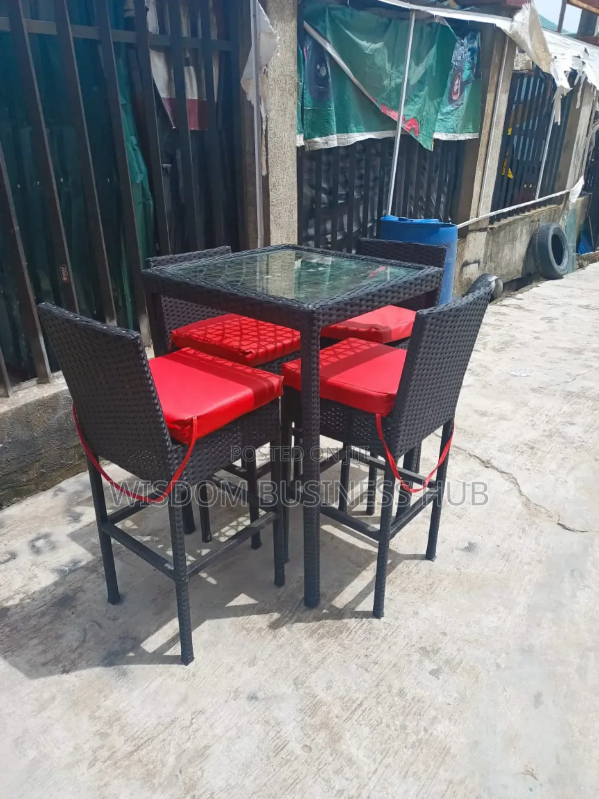 Restaurant Dinning Set for Restaurants and Homes