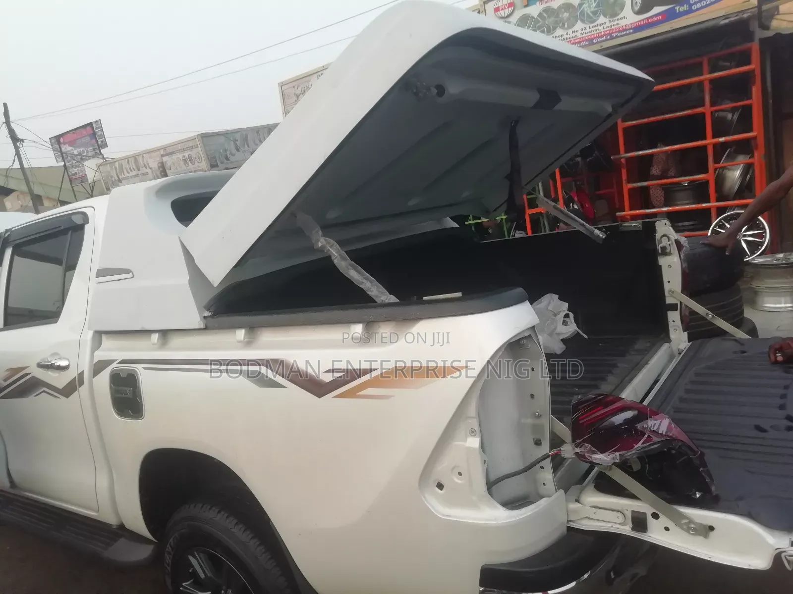 Boot Cover Carriboi for Hilux *, %:=_-7