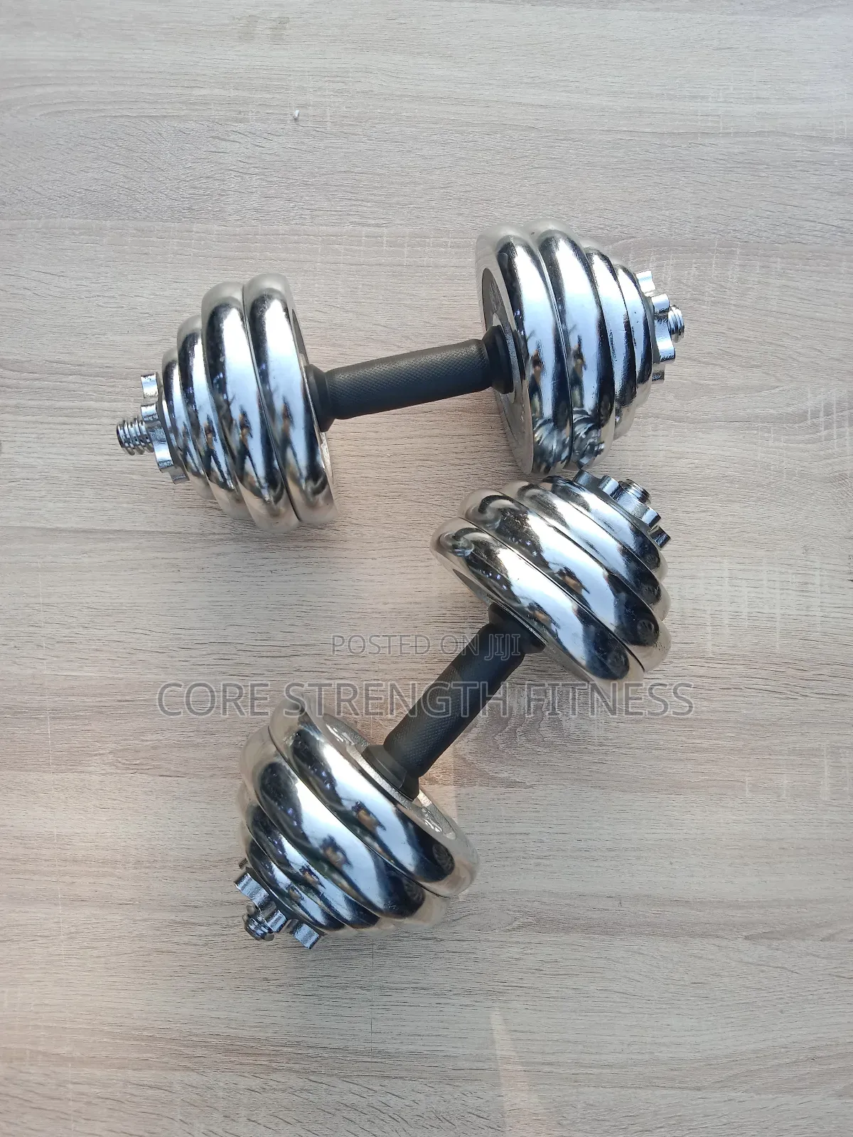 Pairs of 15kg Dumbbell Set in Plastic Box Carrier
