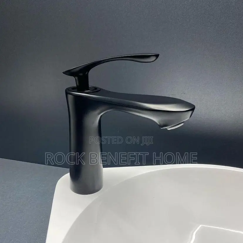 Black Basin Tap for Bathroom and Dining