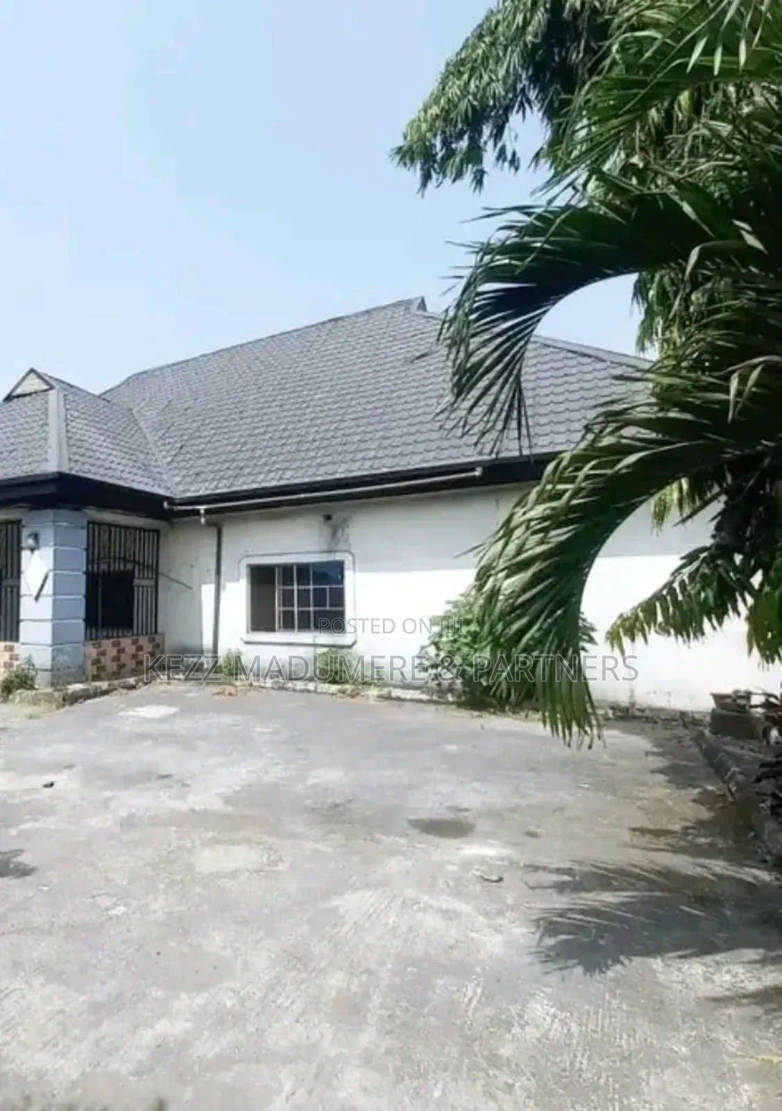 4bdrm Bungalow in Dr Peter Odili , for sale
