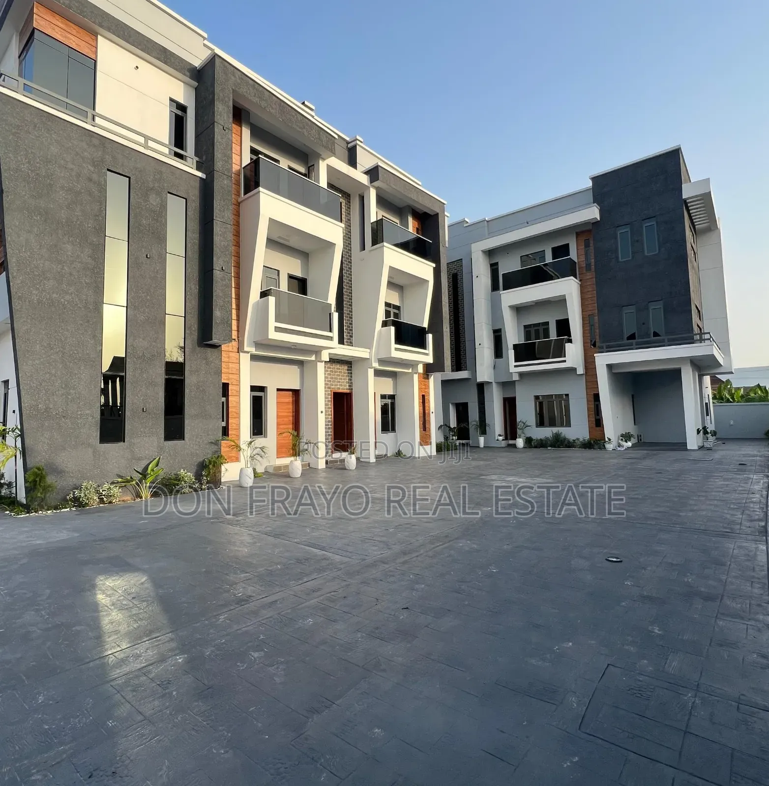 2bdrm Apartment in Ajah Estate, Lekki for sale