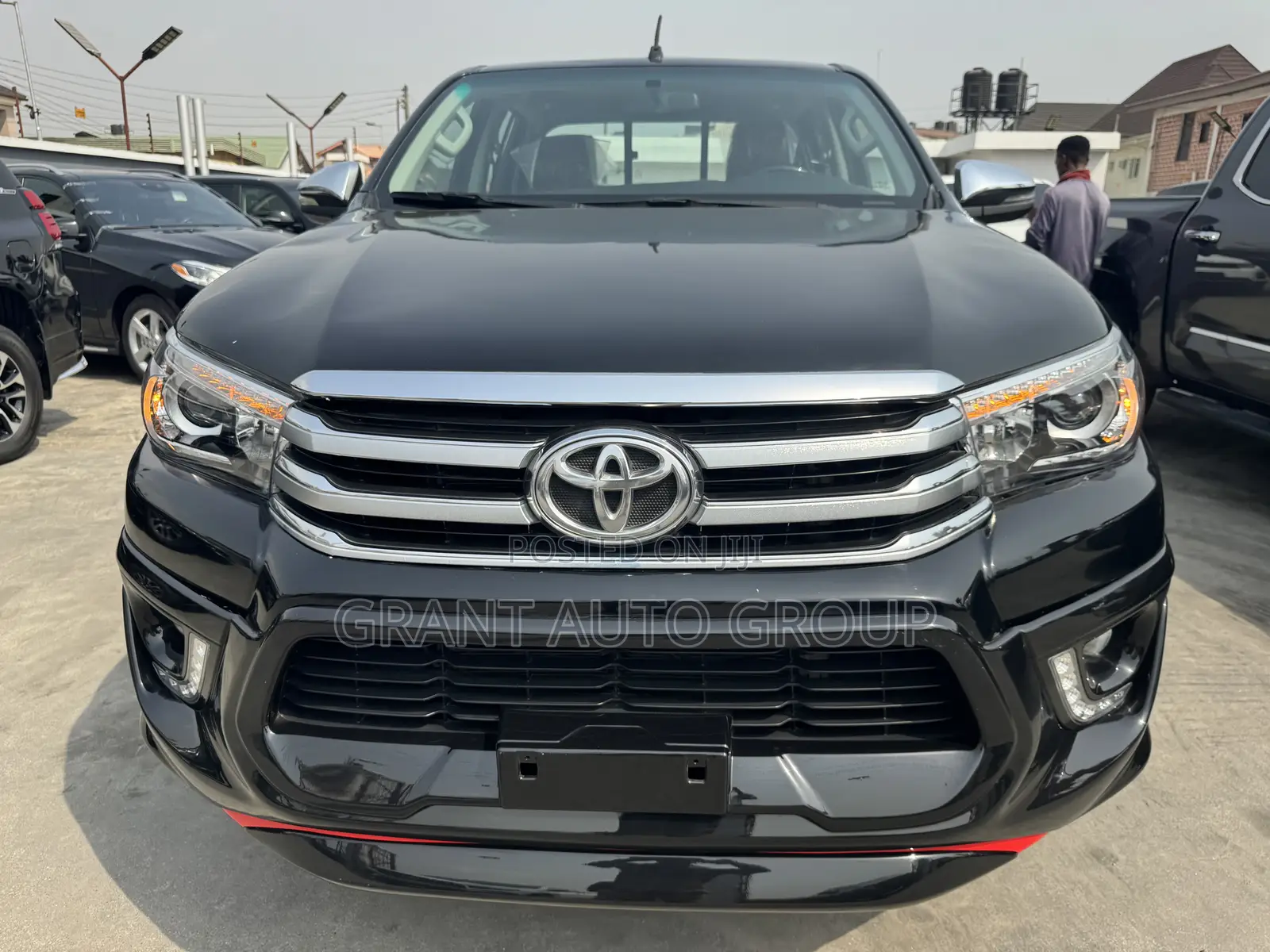 Toyota Hilux Rugged 4x4 2018 Black