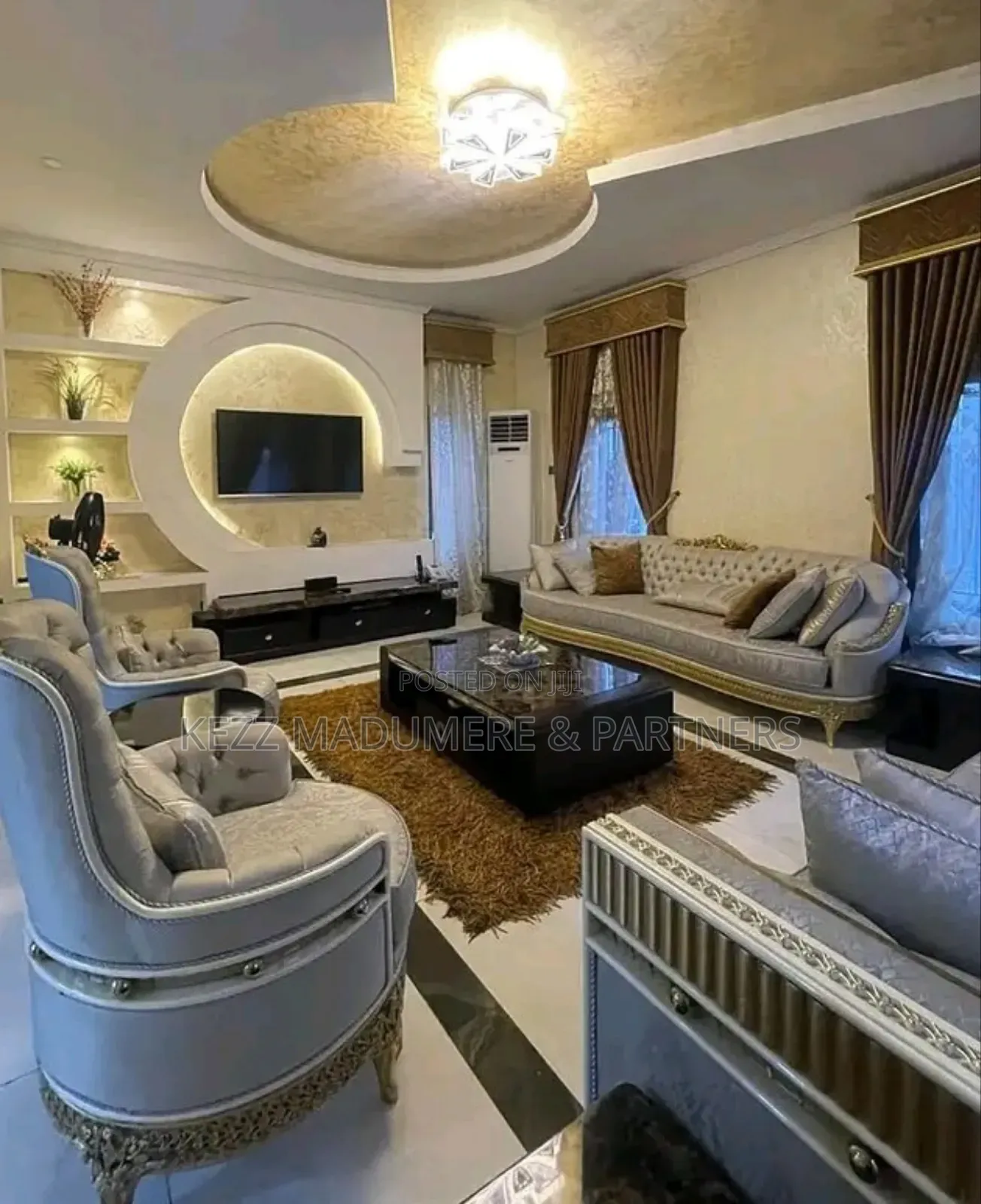 6bdrm Duplex in Off Stadium Road, for sale