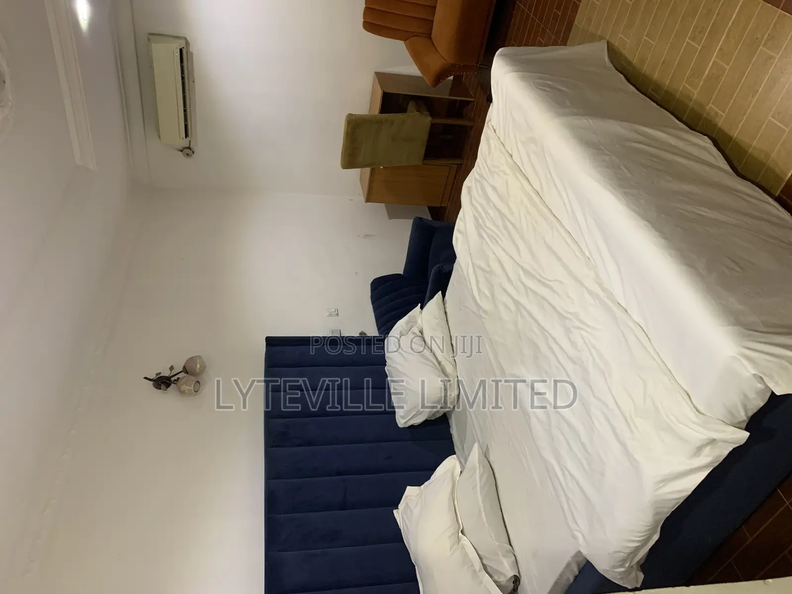 Single Room, Shared Duplex