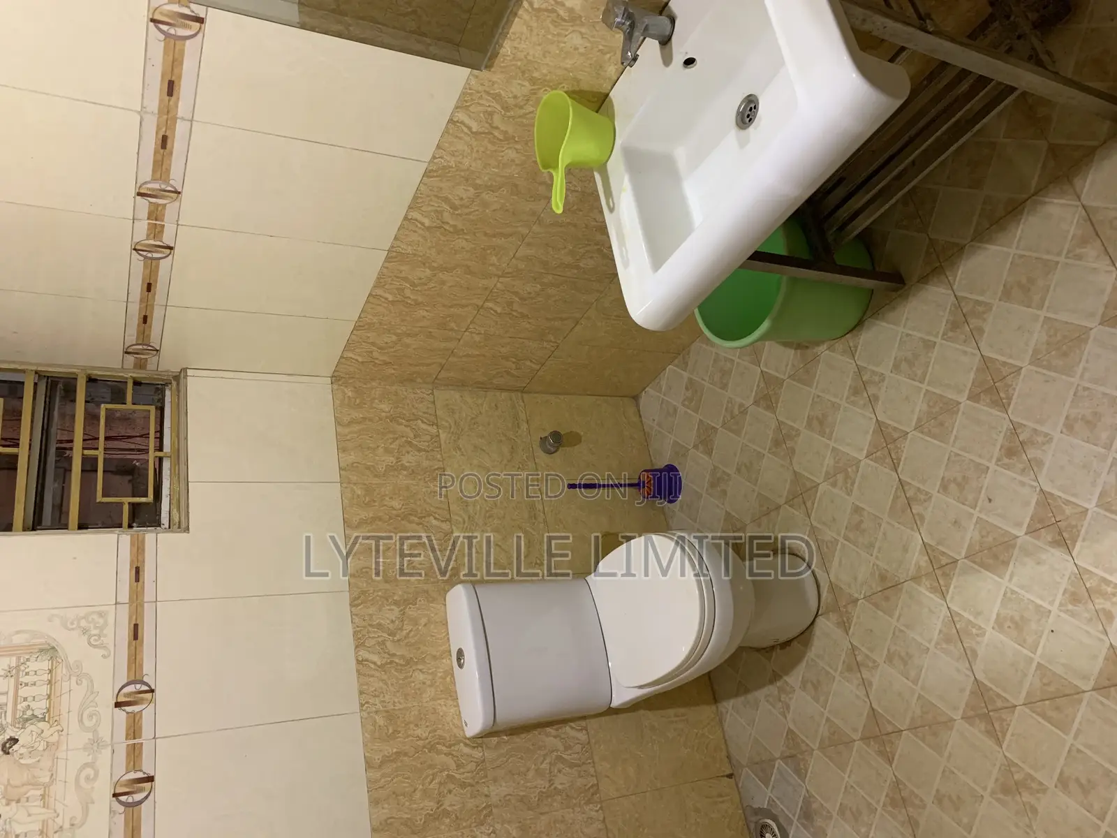 Single Room, Shared Duplex
