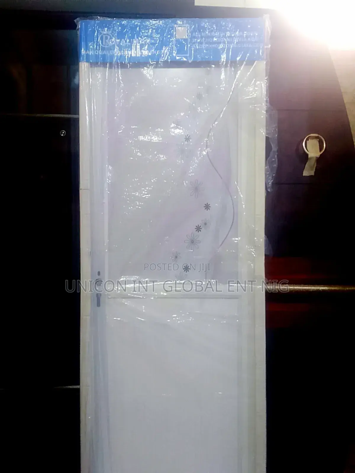 Foreign Aluminum Toilet Glass Door