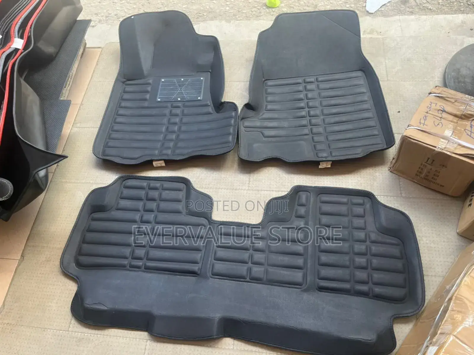 Honda CR-V 3D Customized Floor Mat