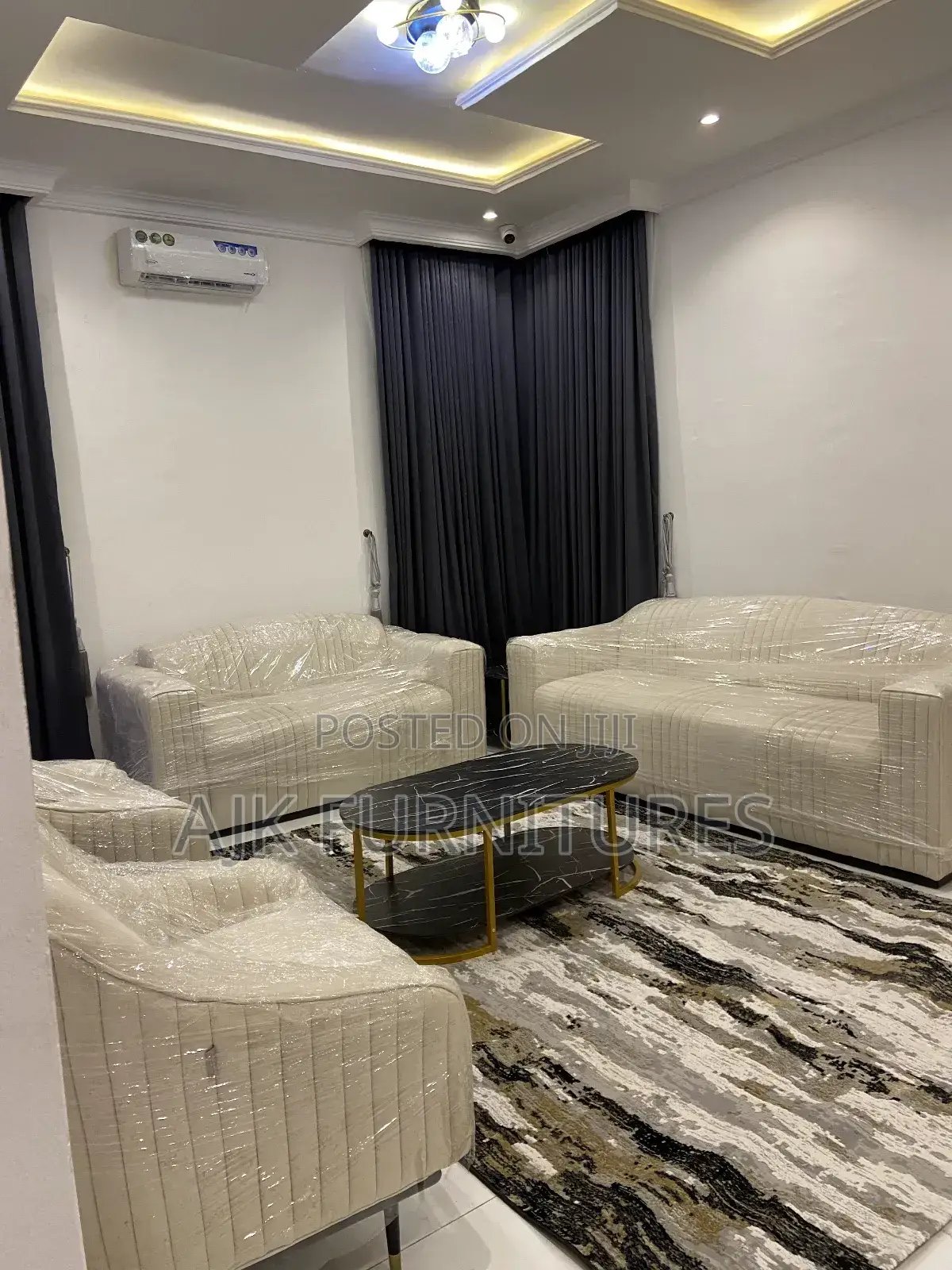 Unique Chairs Sette