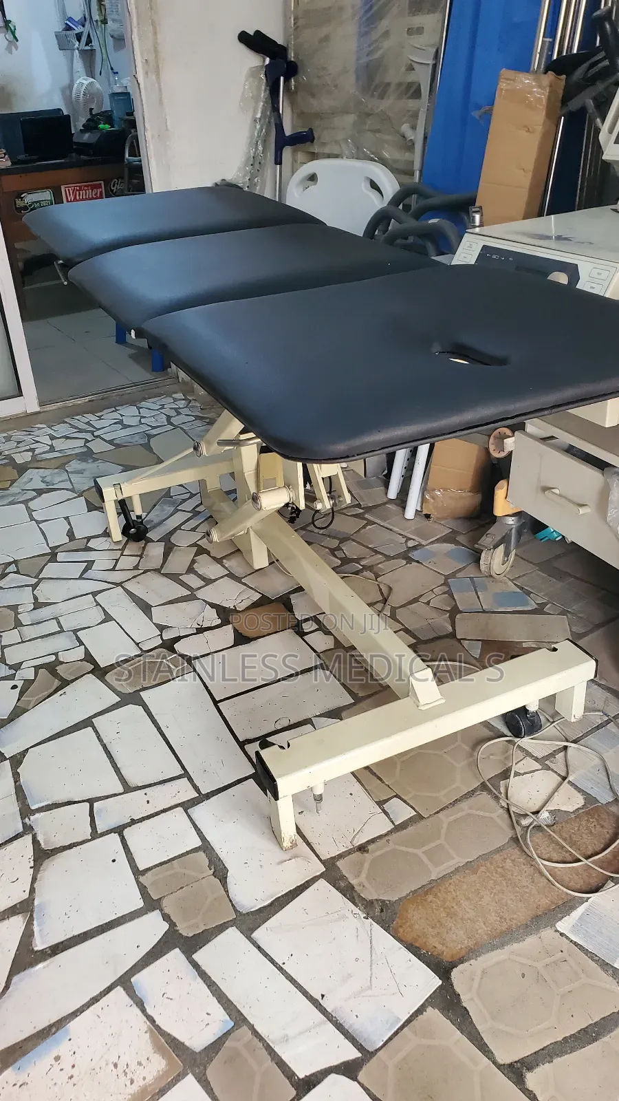 Electric Examination Couch