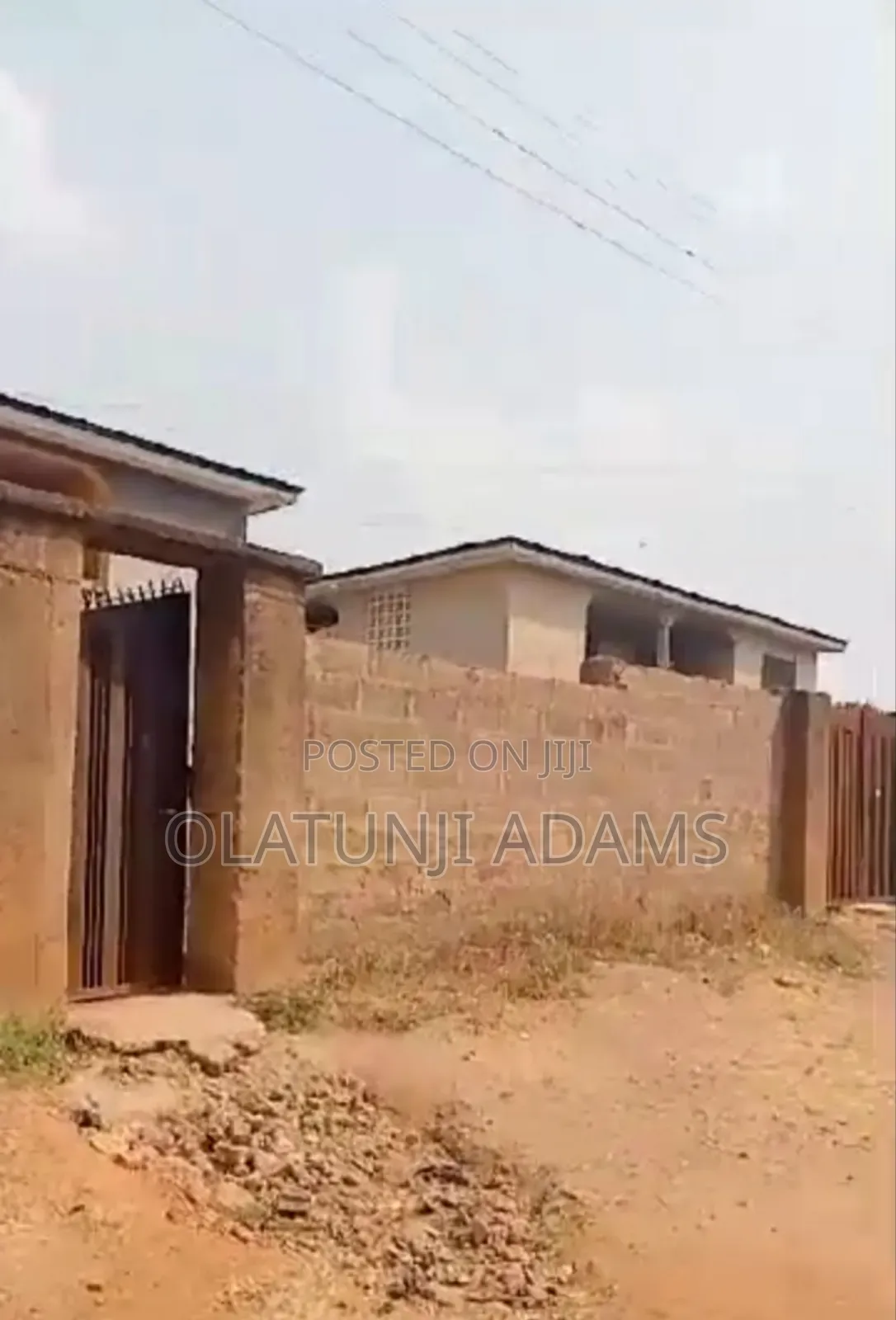 20bdrm Block of Flats in Power Line A Stone, Osogbo for sale