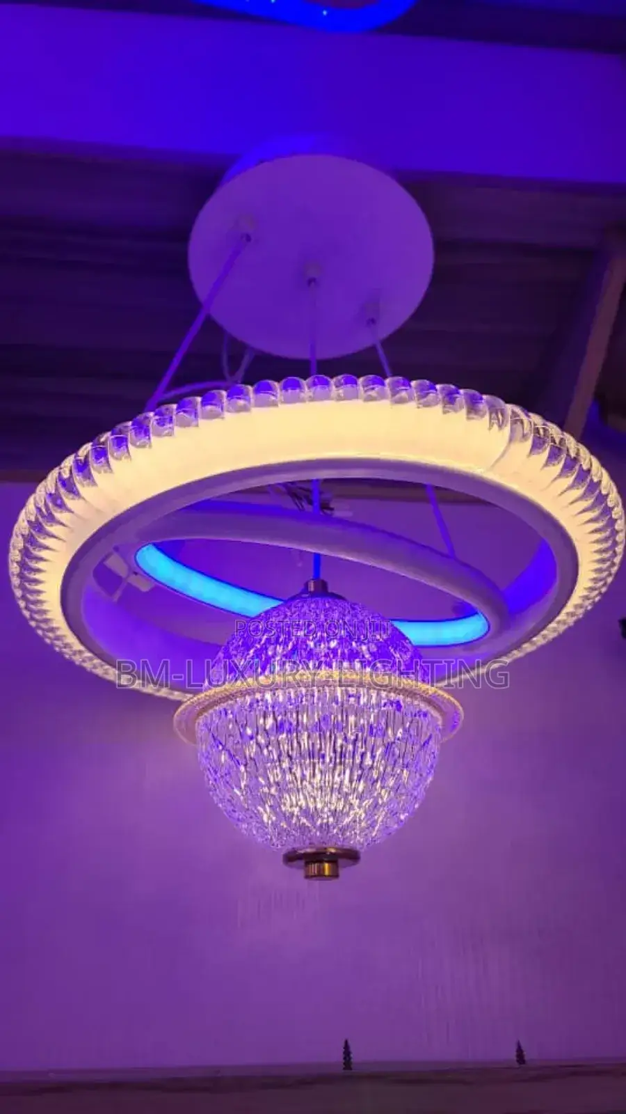 Luxury Single Dropping Crystal Chandelier