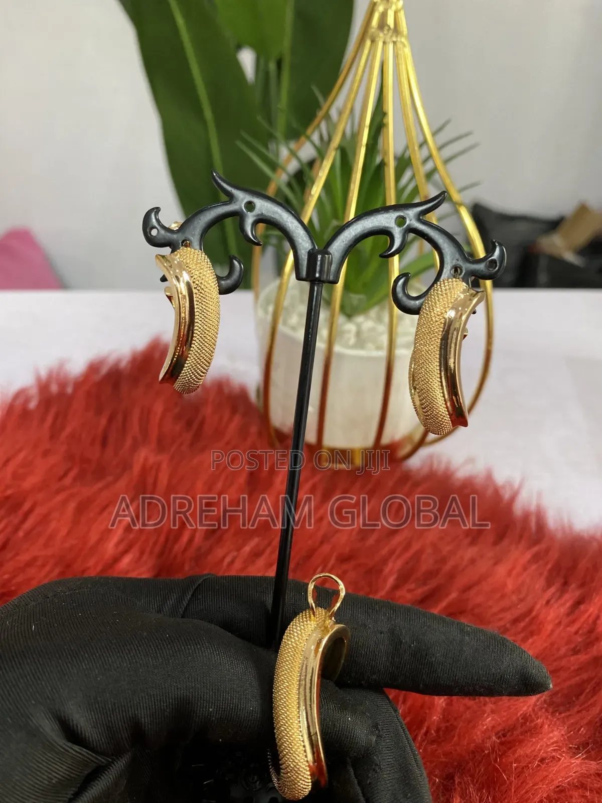 Quality Sunbelle Earring With Pendant