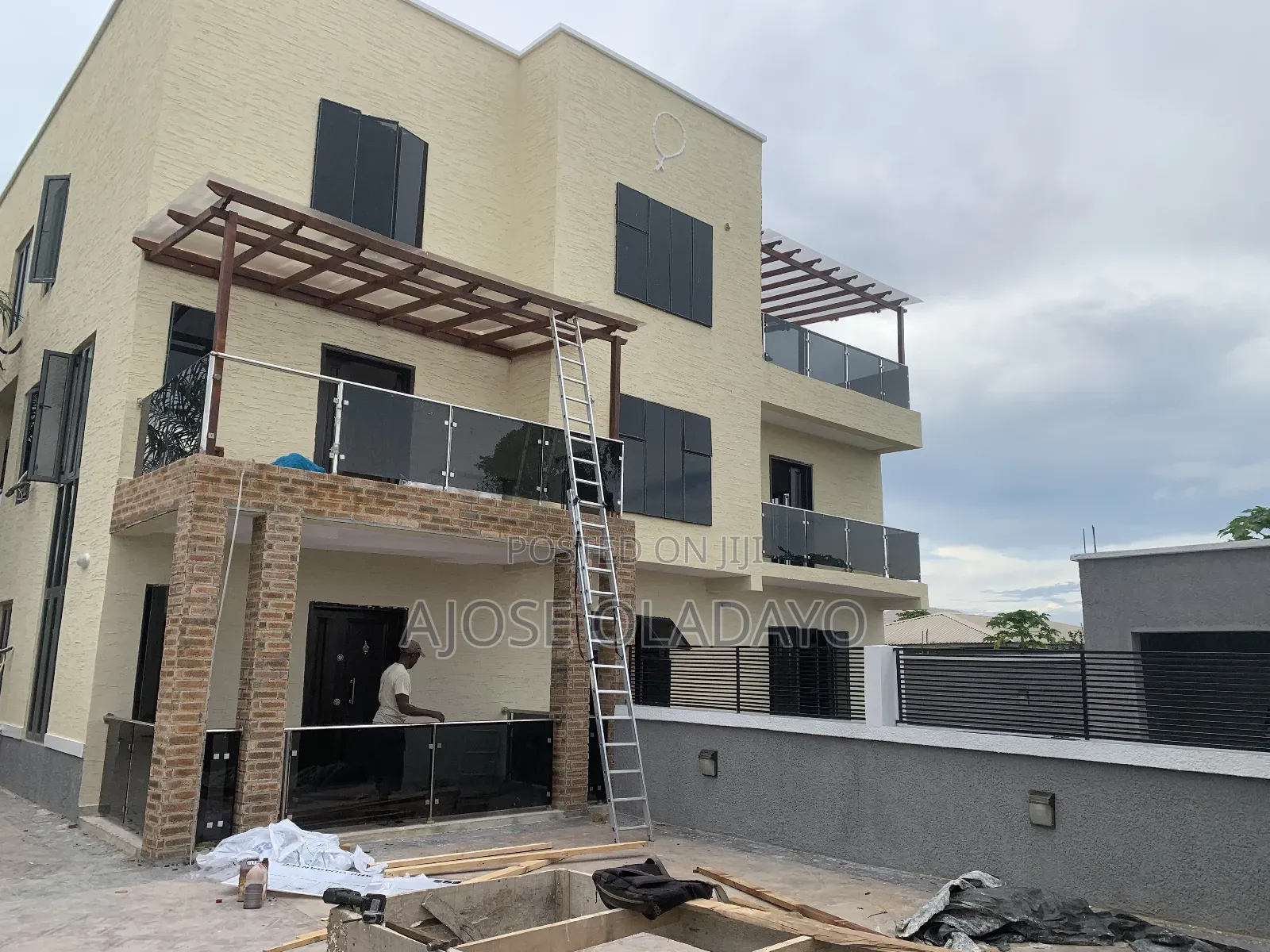 Balcony Pergola