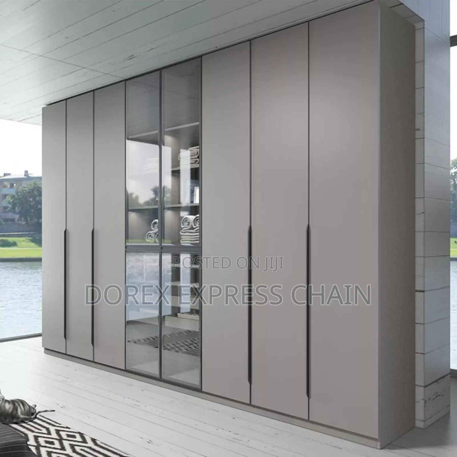 Functional Aesthetic Wardrobe!