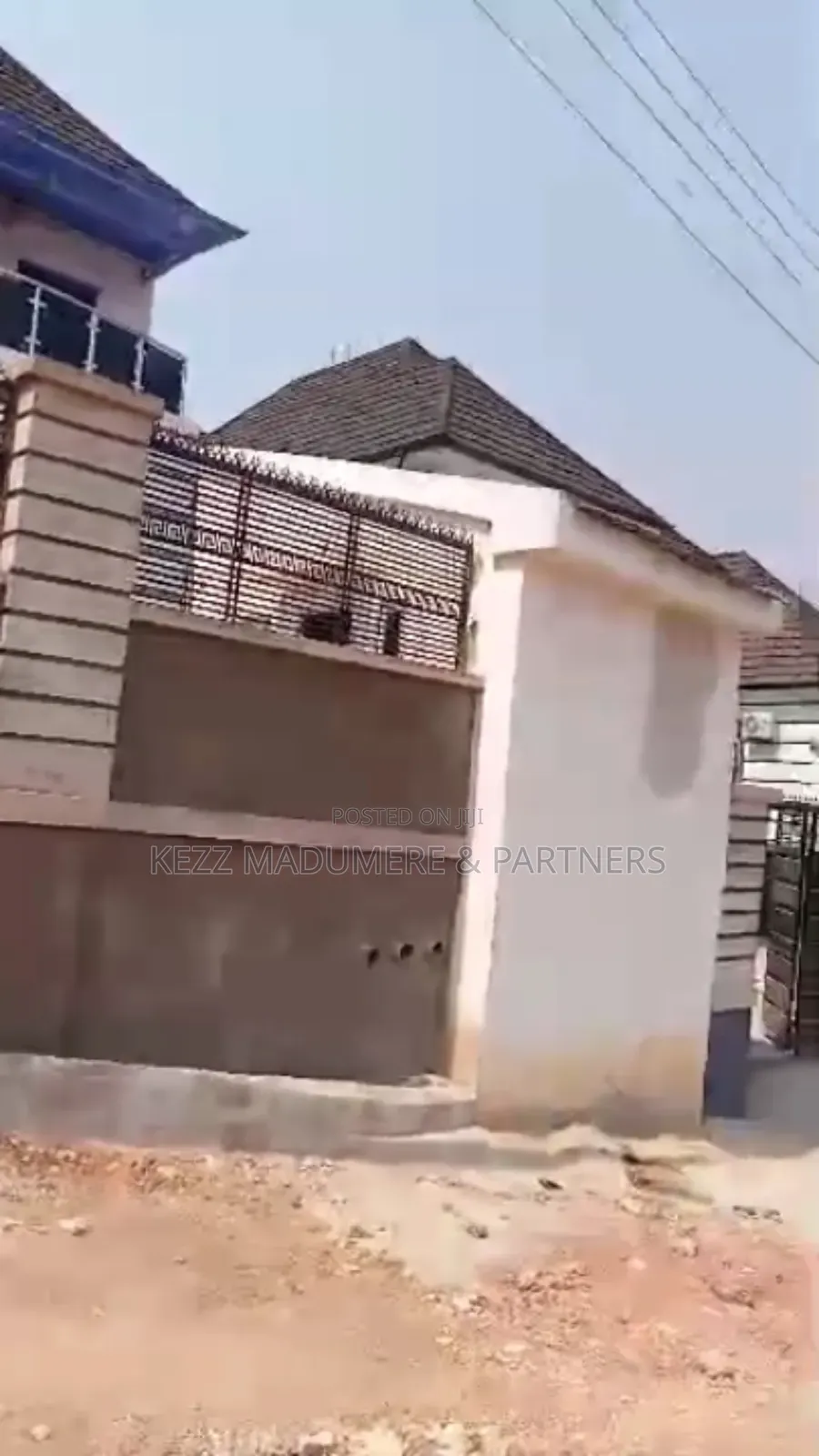 4bdrm Duplex in Independence Layout, for sale
