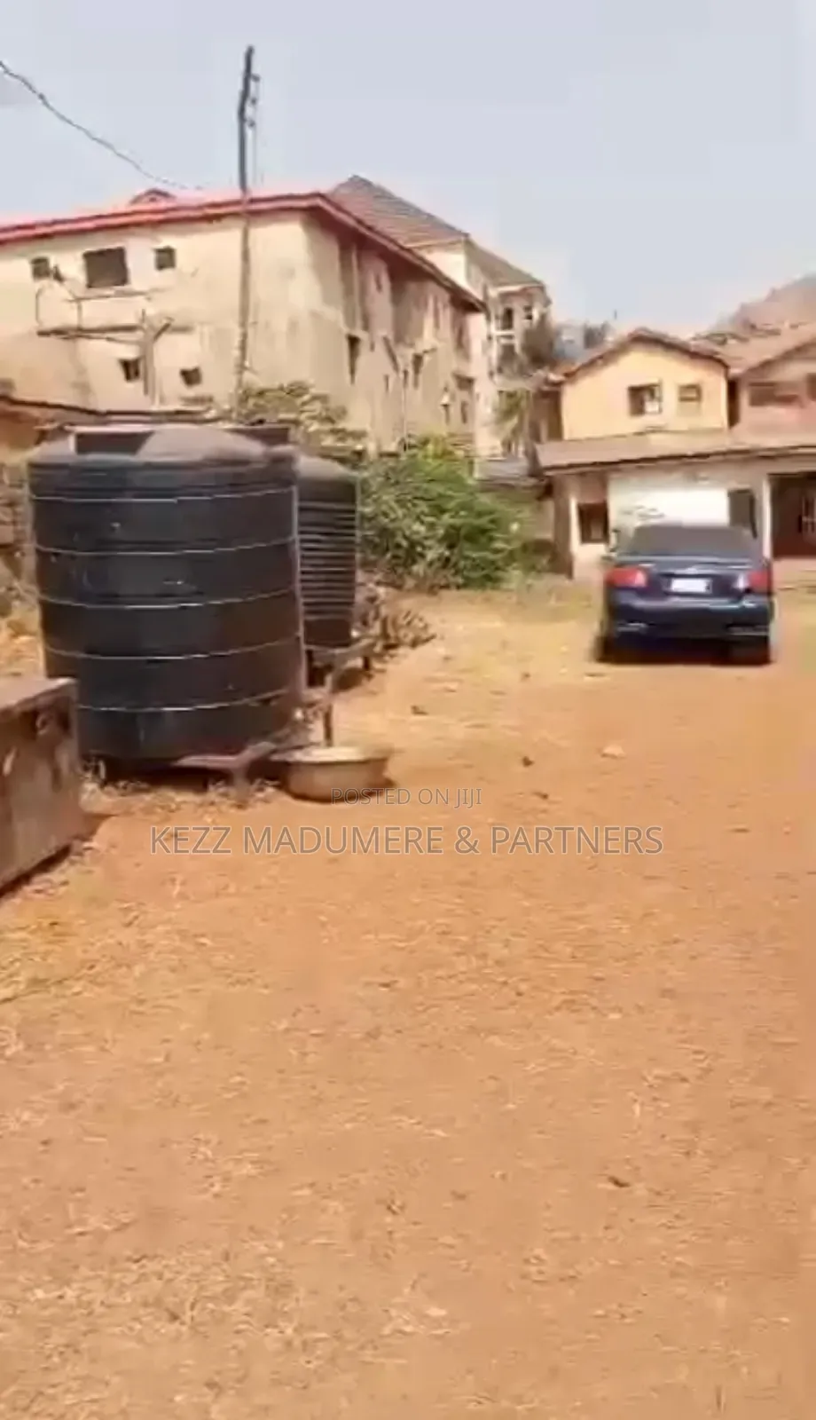 For Sale : Fenced 1100 SQMTS at Thinker's Corner , Enugu