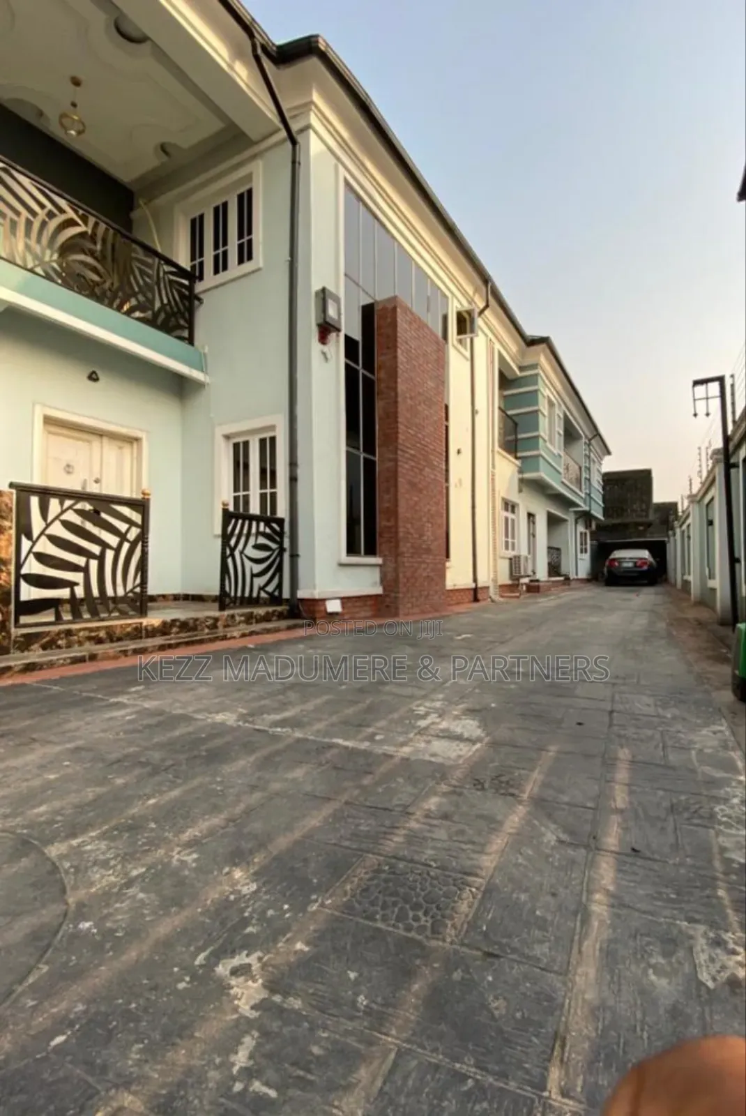 8bdrm Duplex in Shell Cooperative, Port-Harcourt for sale