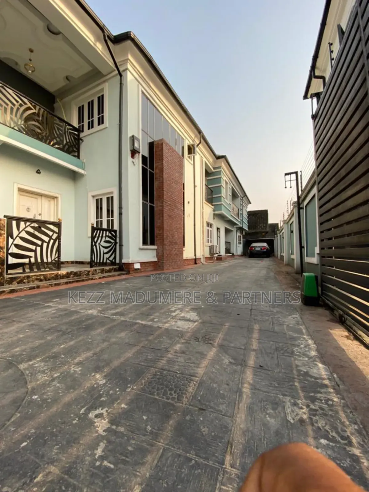 8bdrm Duplex in Shell Cooperative, Port-Harcourt for sale