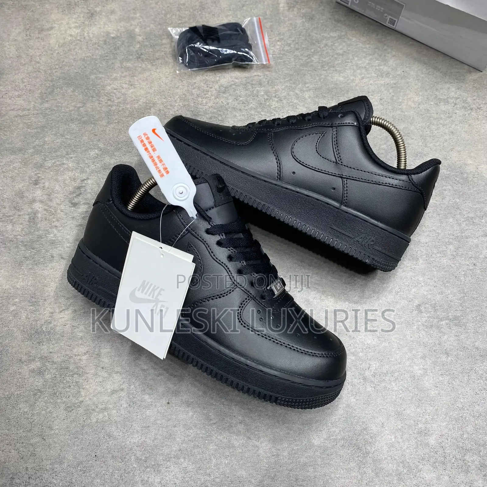Original Air Force 1 White Black High Quality Sneakers