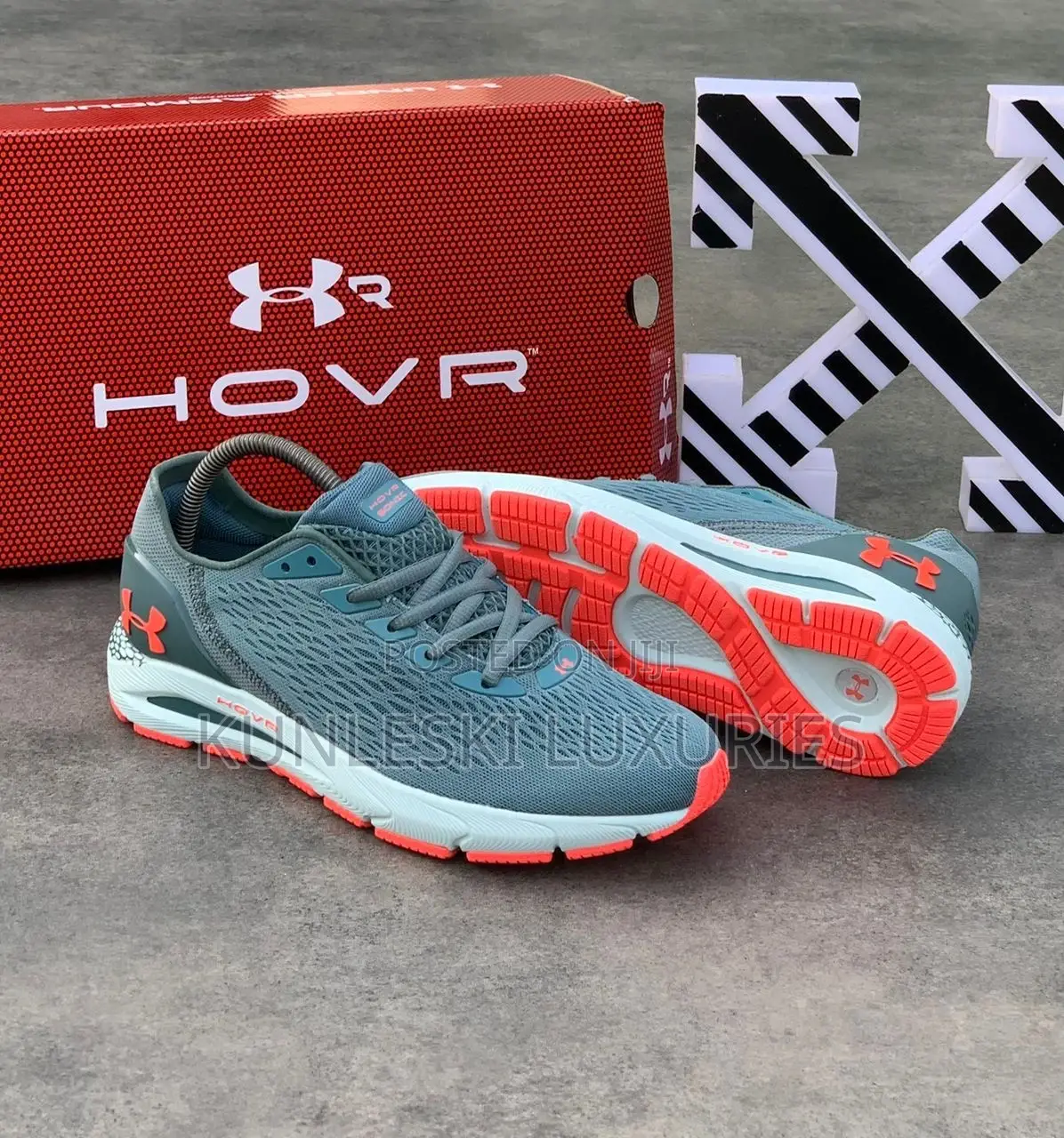Original Under Armour Hovr Sonic 5 Running Sneakers
