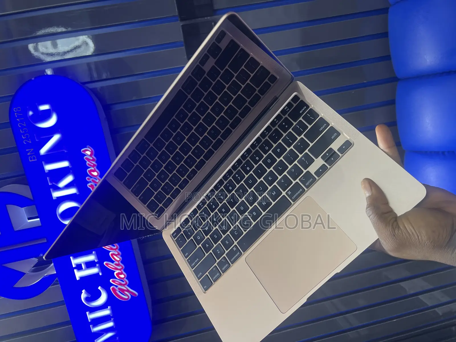 Laptop Apple MacBook Air 2020 8GB Intel Core I3 SSD 256GB