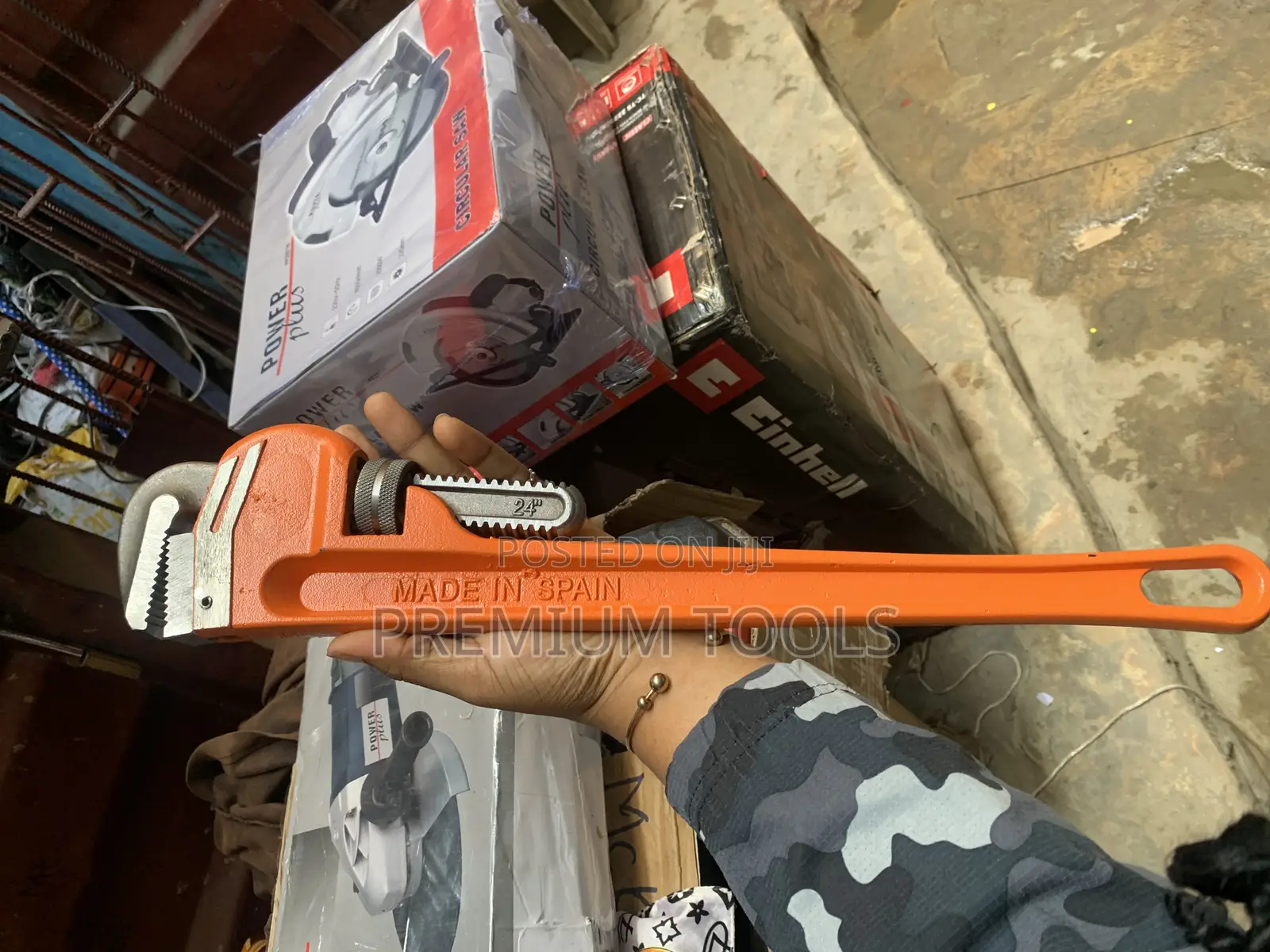 24” Pipe Wrench