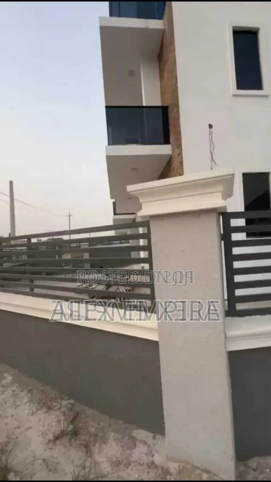 5bdrm Duplex in Festac for sale