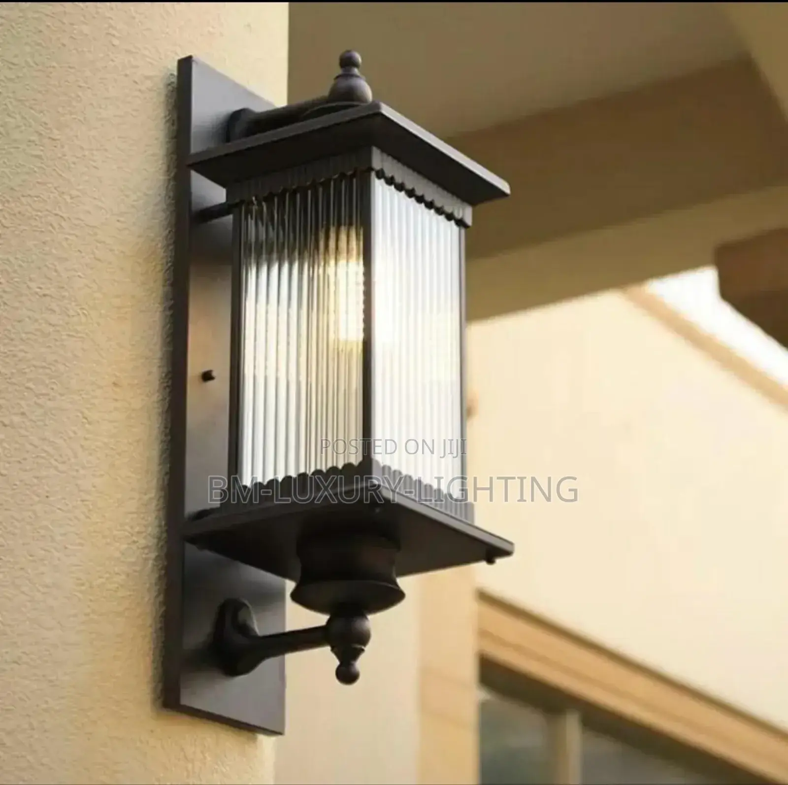 Metal Body Security Outdoor Lamp 