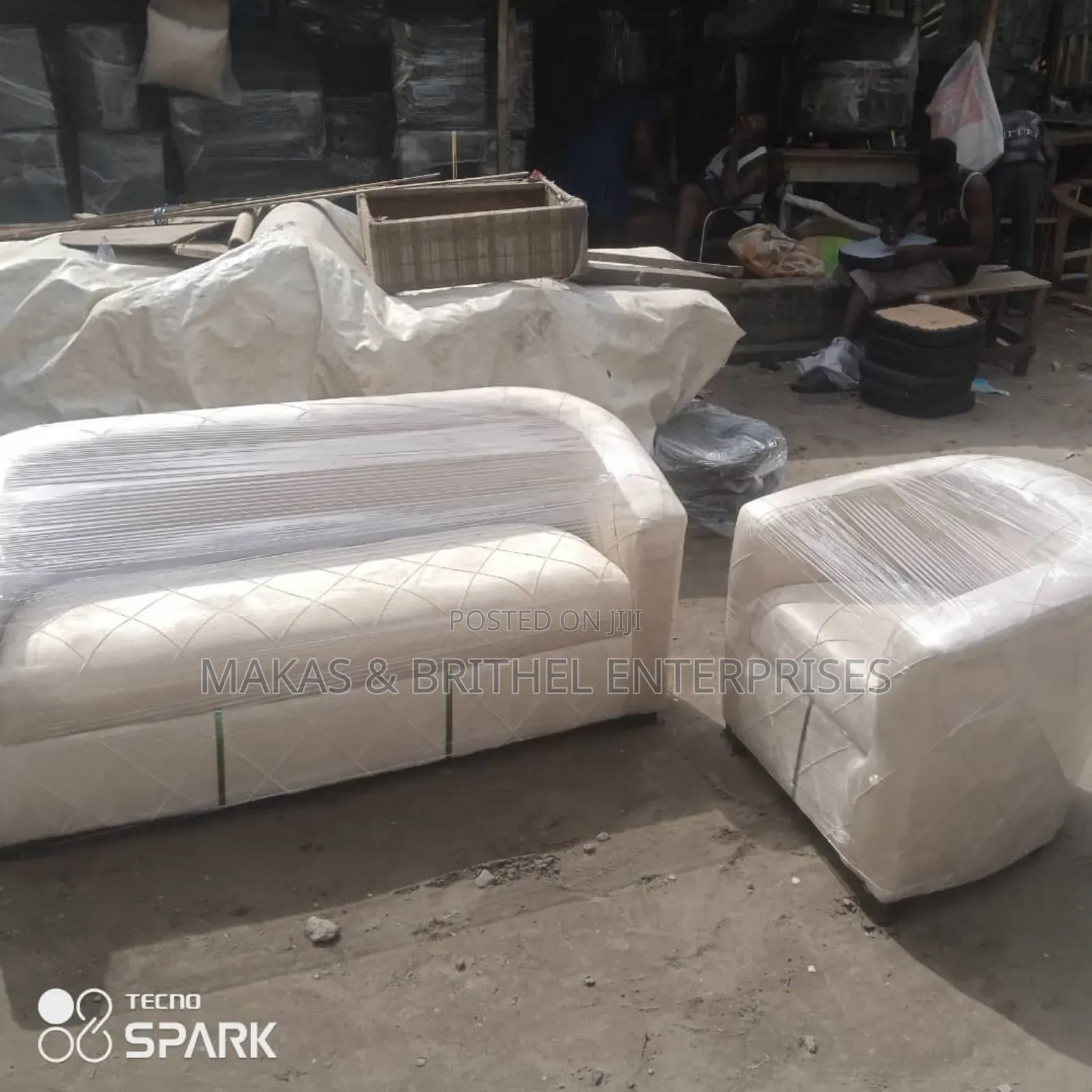 4seaters Foamy Bucket Sofas
