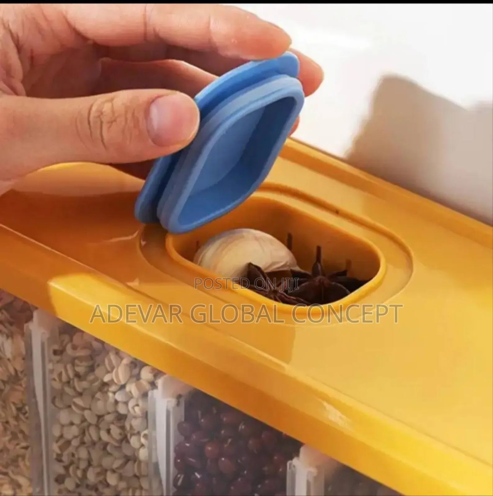 Kitchen Rice Dispenser Wall-Mounted Food Beverage Containers
