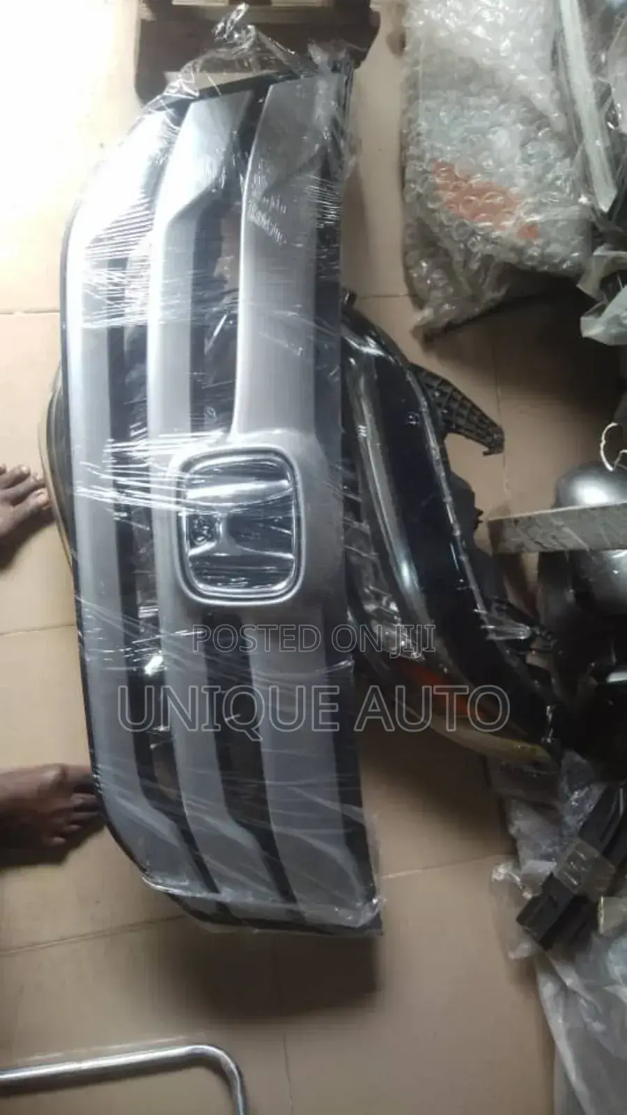Front Grille 2014 Honda Crosstour