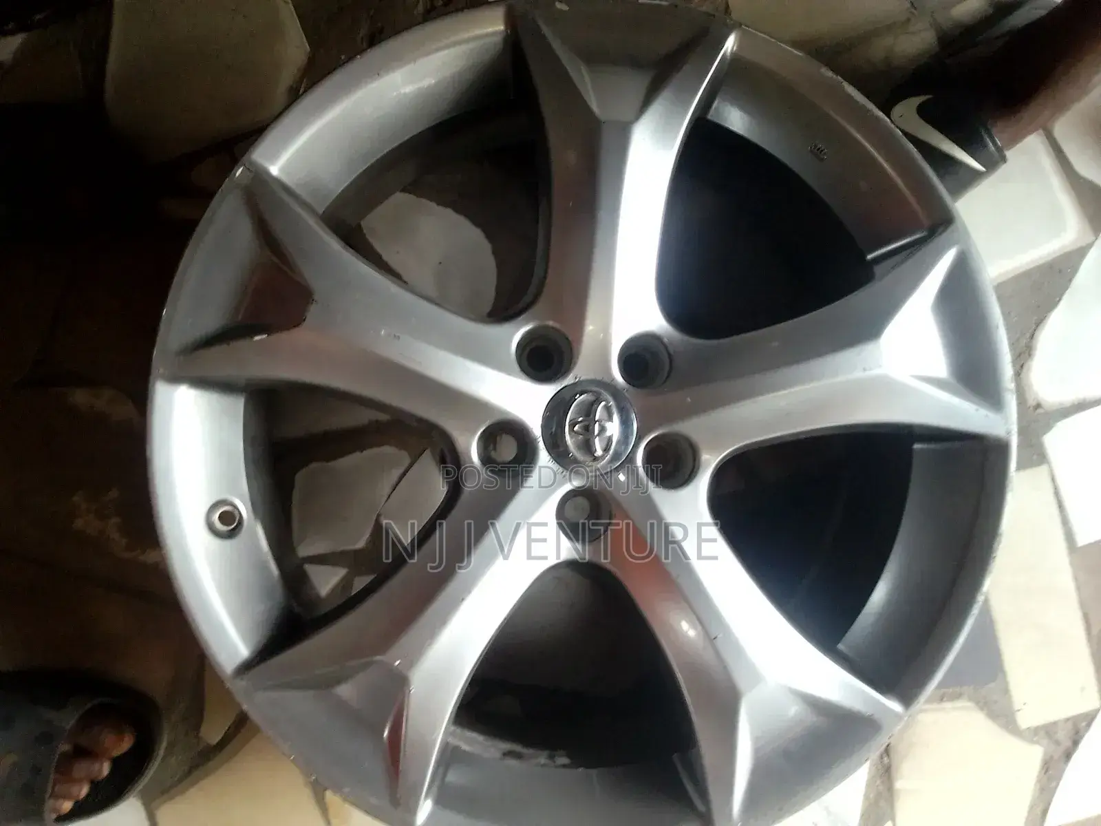 20rim for Toyota Venza