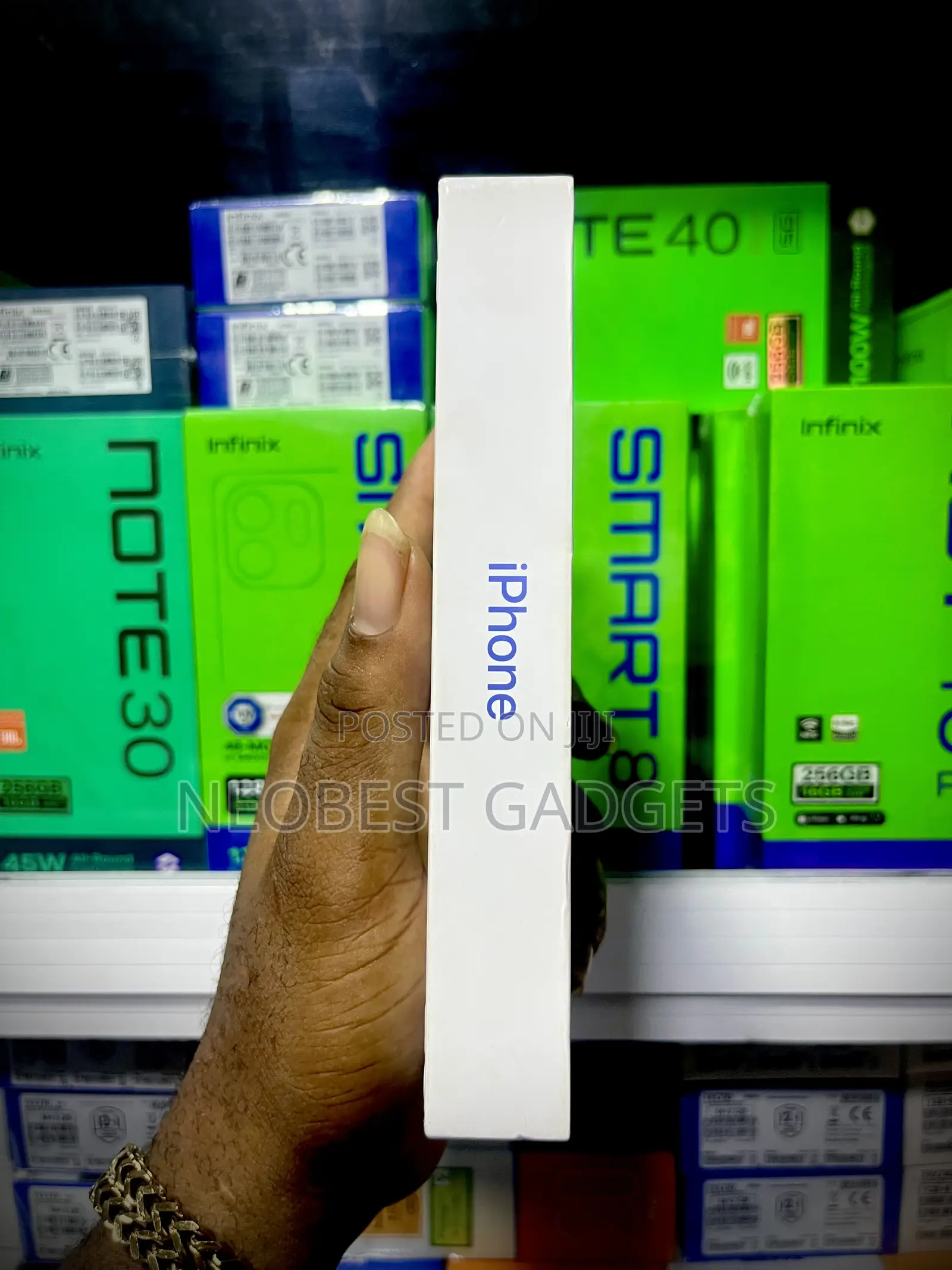 New Apple iPhone 16 Plus 128 GB Blue