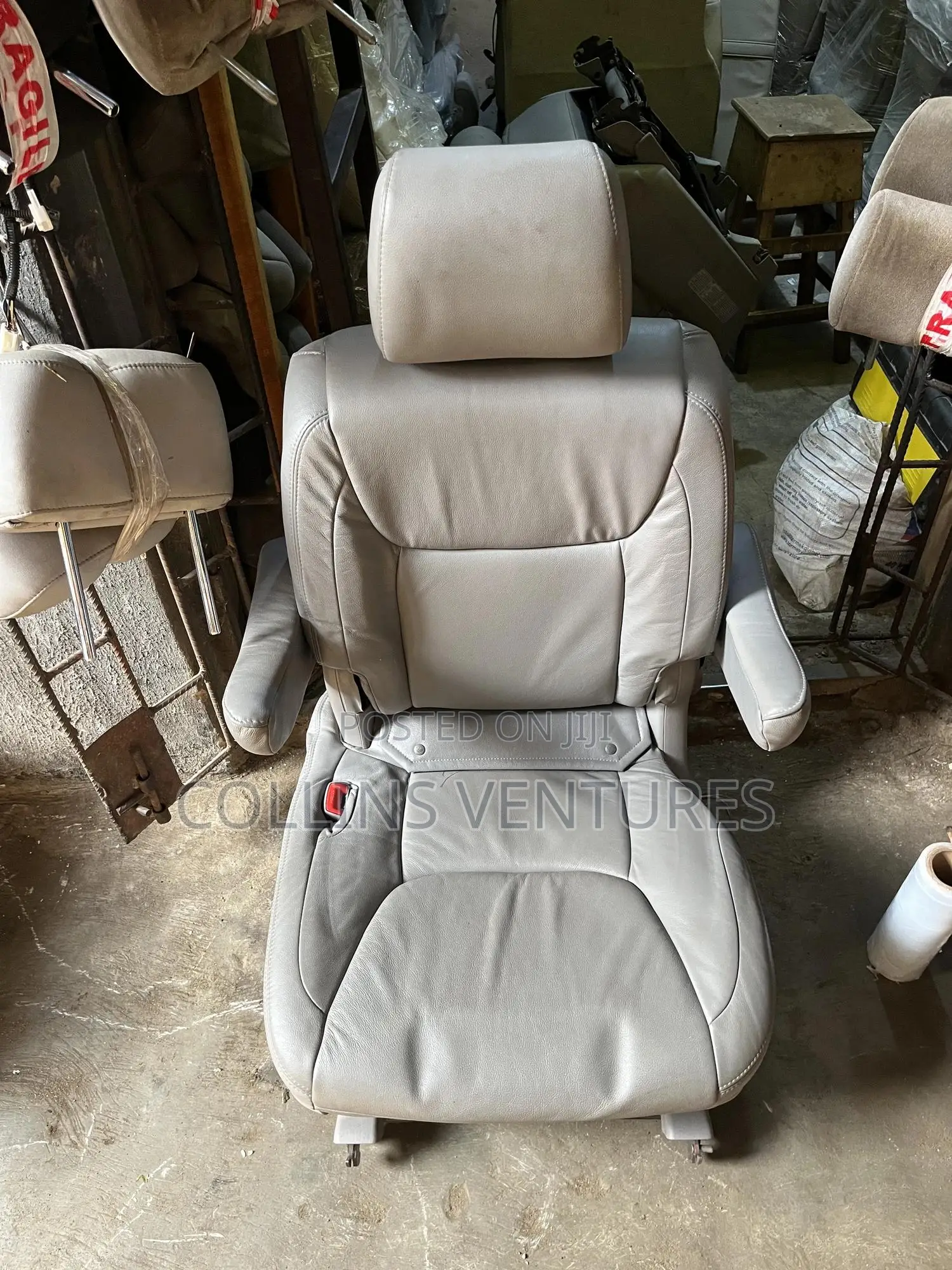 Complete Seat Toyota Sienna 2006